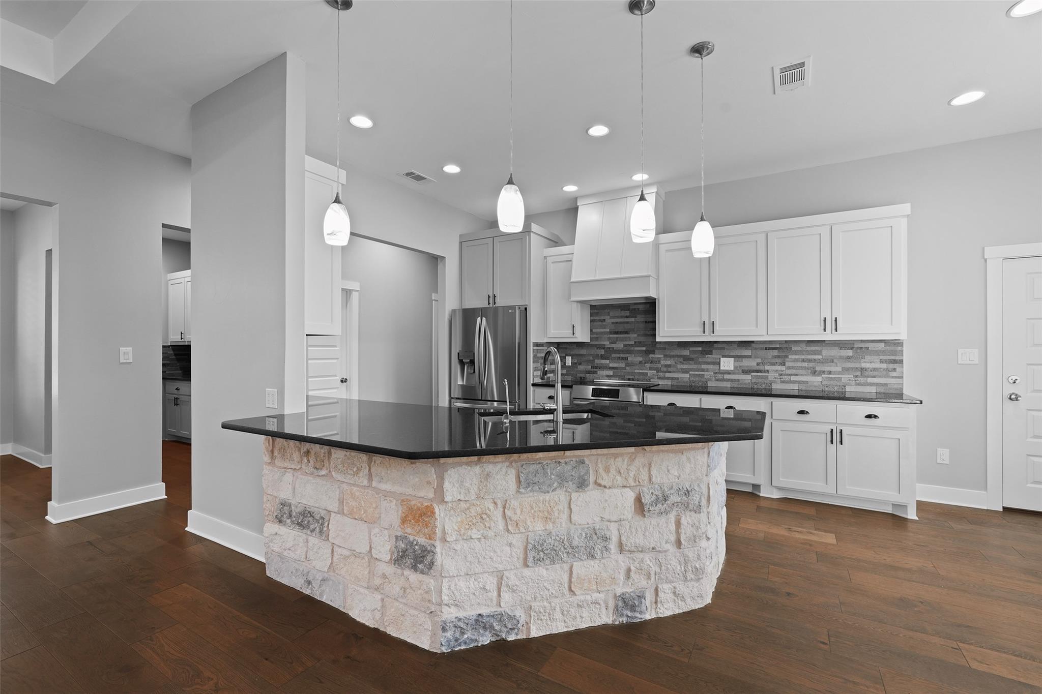 10215 Hill Country Skyline, Dripping Springs, TX 78620