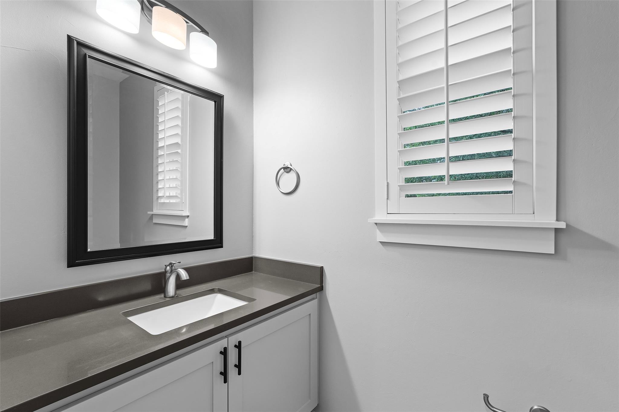 10215 Hill Country Skyline, Dripping Springs, TX 78620