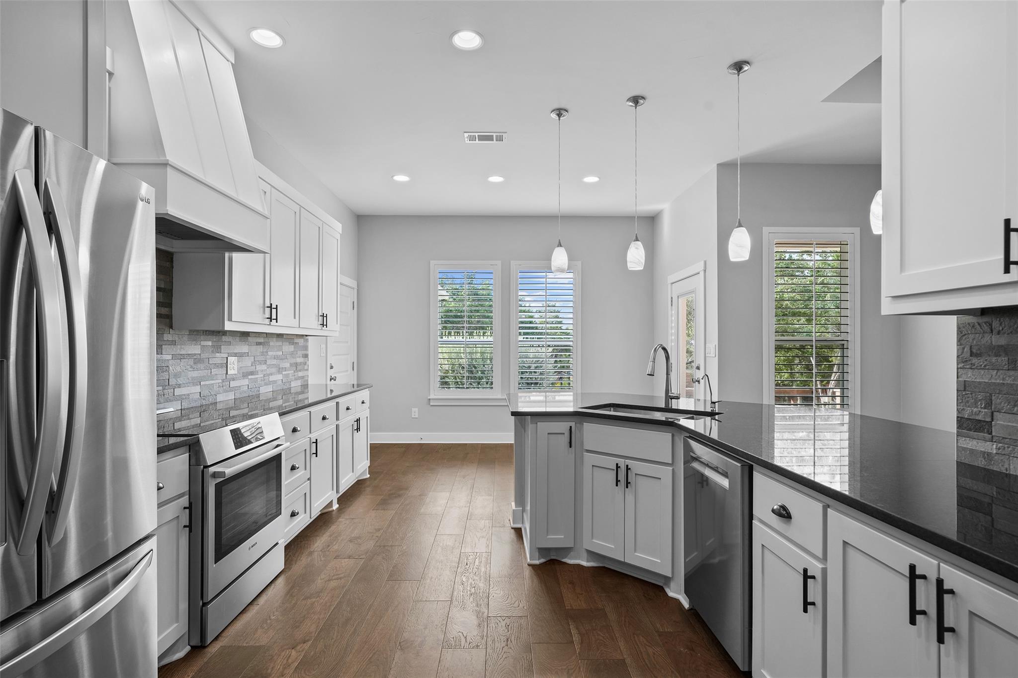 10215 Hill Country Skyline, Dripping Springs, TX 78620