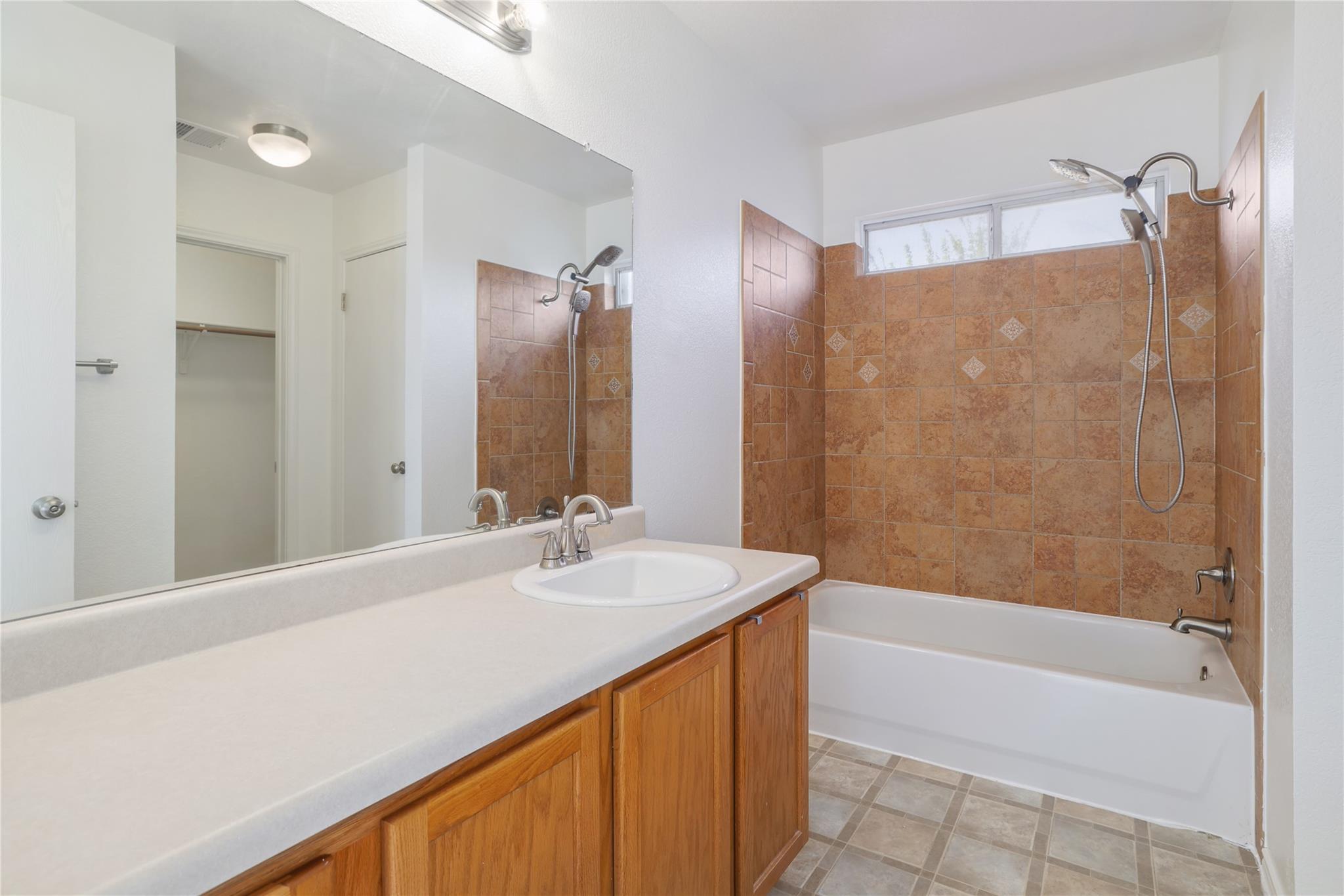 2008 Garrison Dr, Leander, TX 78641