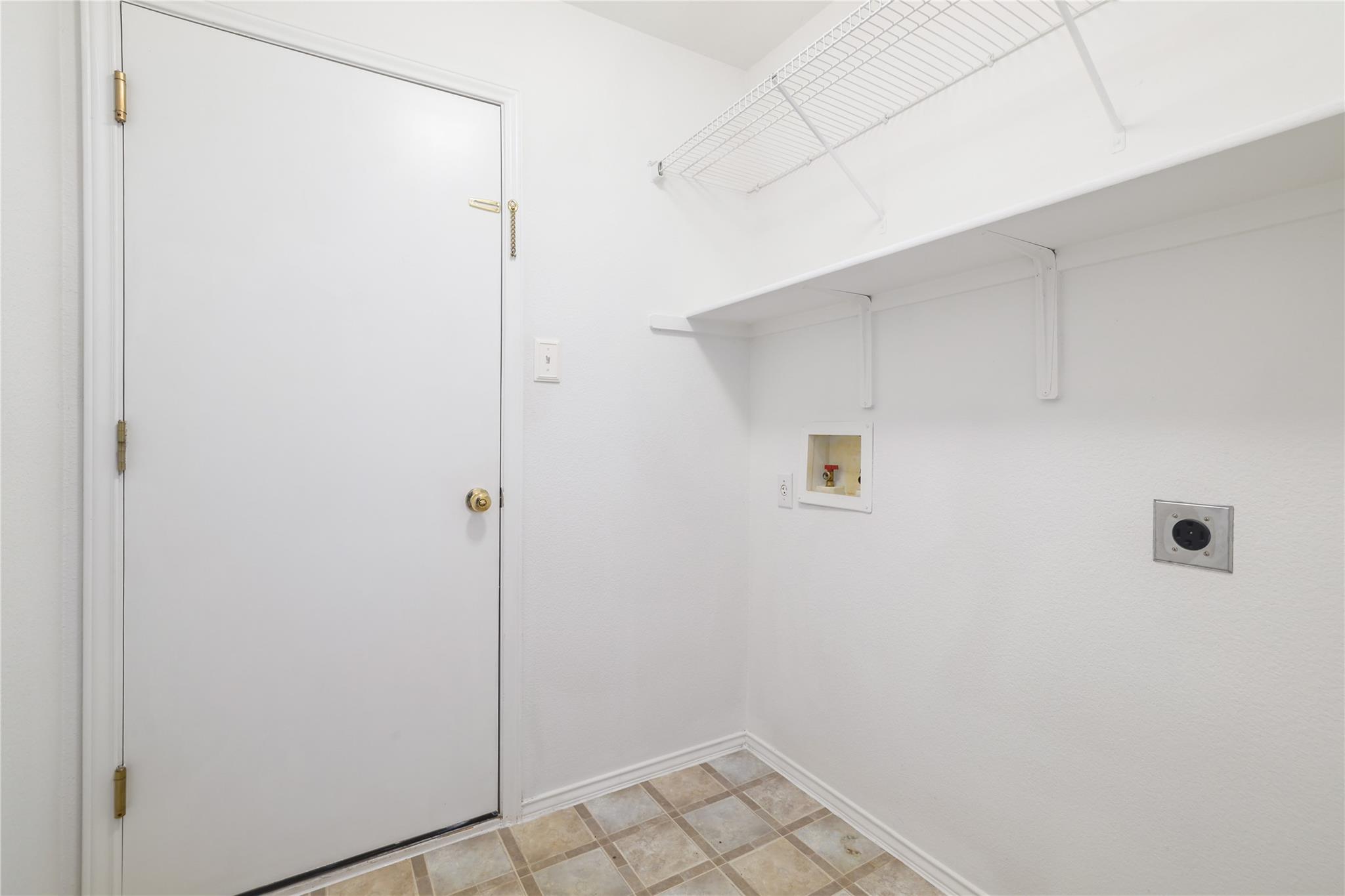 2008 Garrison Dr, Leander, TX 78641