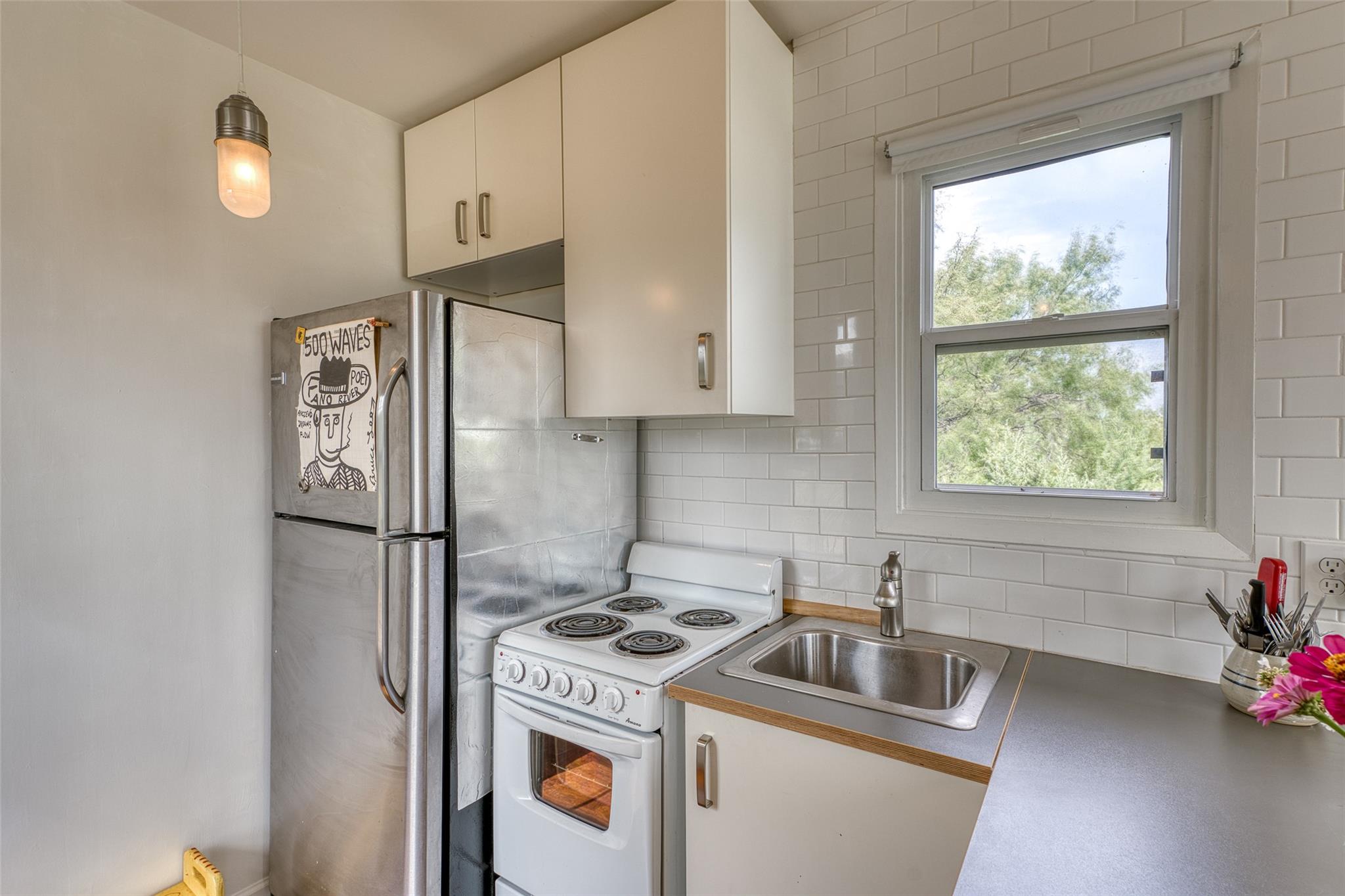 125 Elmer Rd, Llano, TX 78643