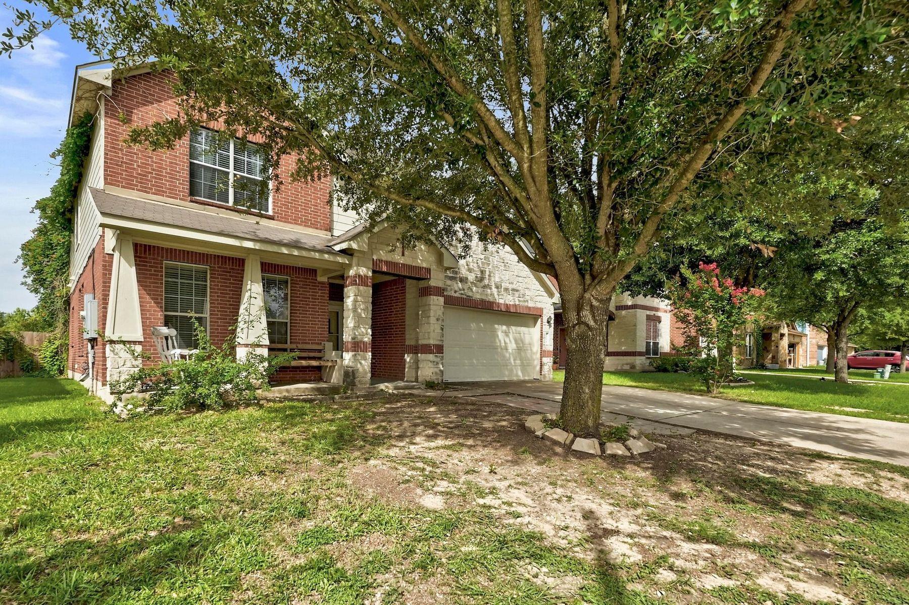 118 Floating Leaf Dr, Hutto, TX 78634