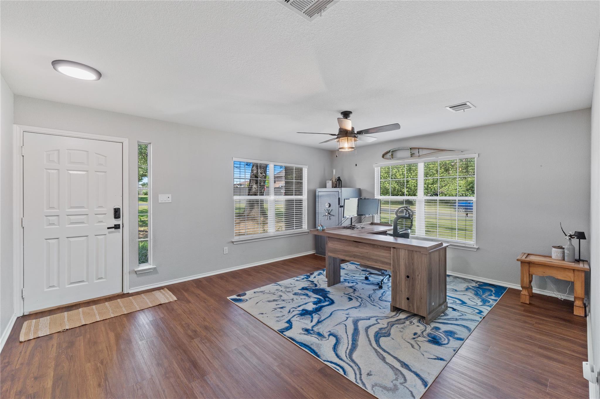 201 S Sumac Ln, Georgetown, TX 78633