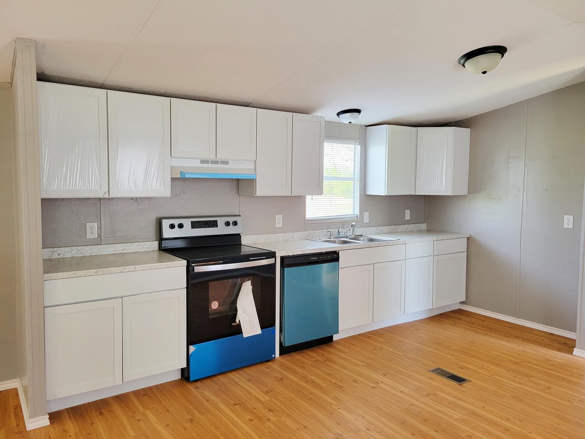 5213 Us Highway 90, Waelder, TX 78959