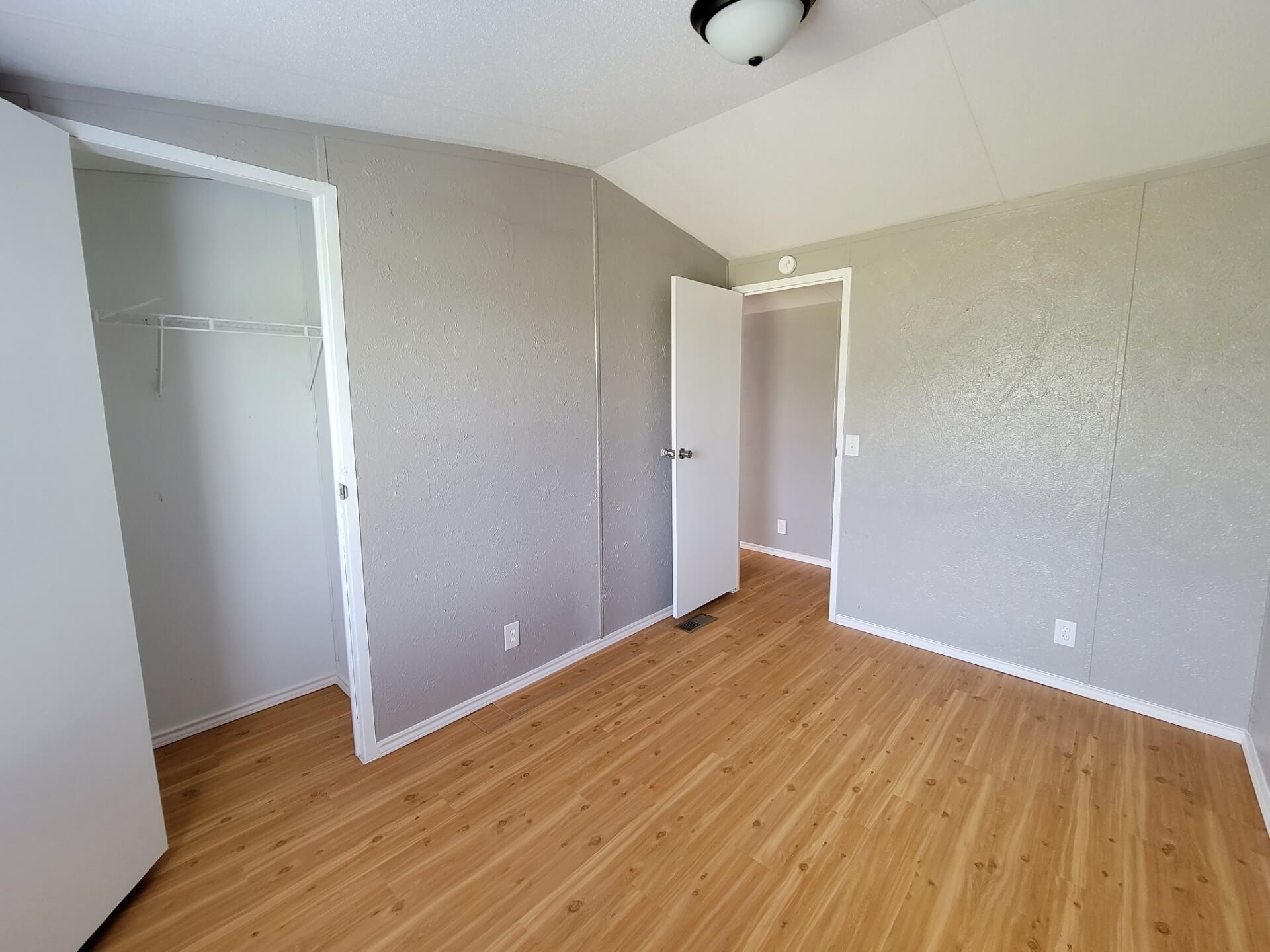 5213 Us Highway 90, Waelder, TX 78959
