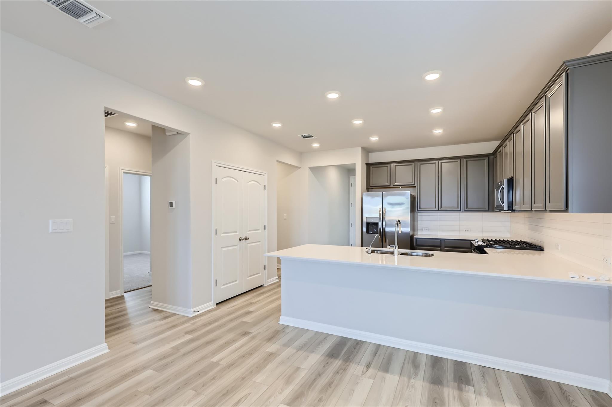 313 Marvins Bnd, Georgetown, TX 78626