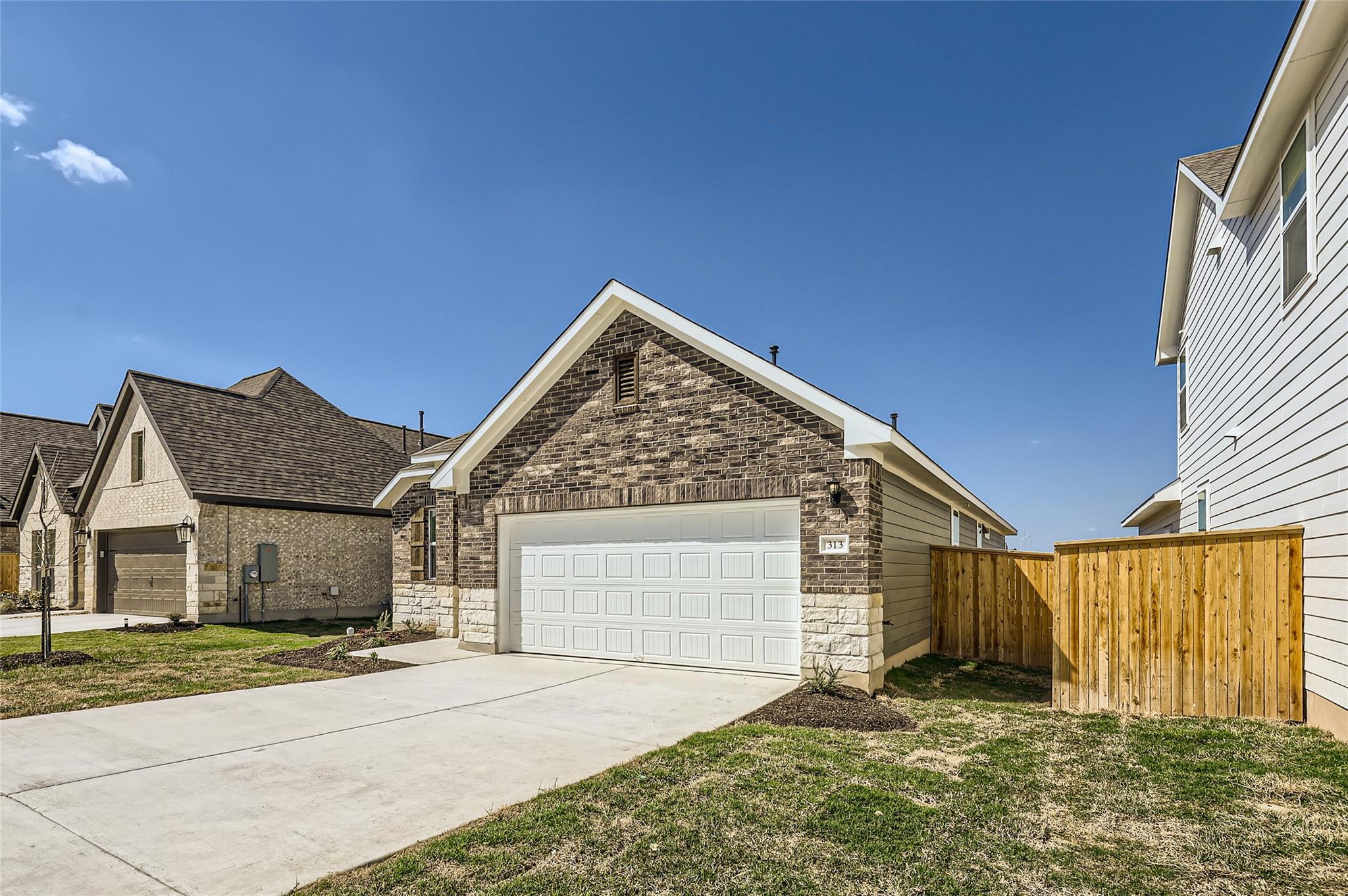 313 Marvins Bnd, Georgetown, TX 78626