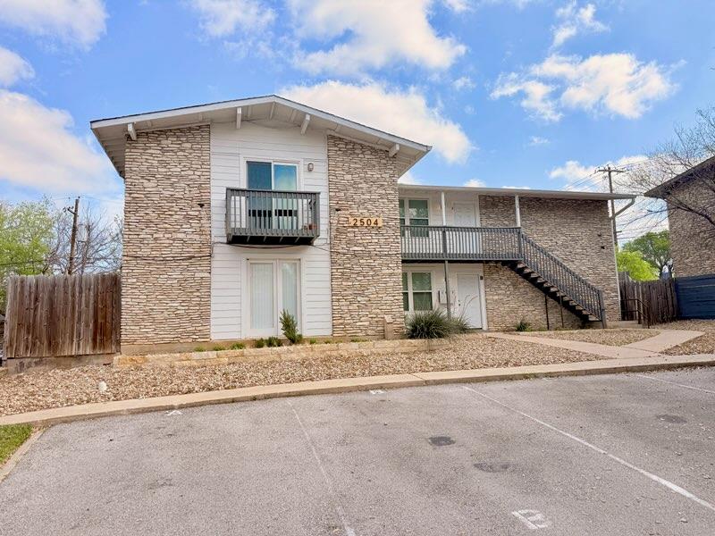2504 Manor Cir # A, Austin, TX 78723