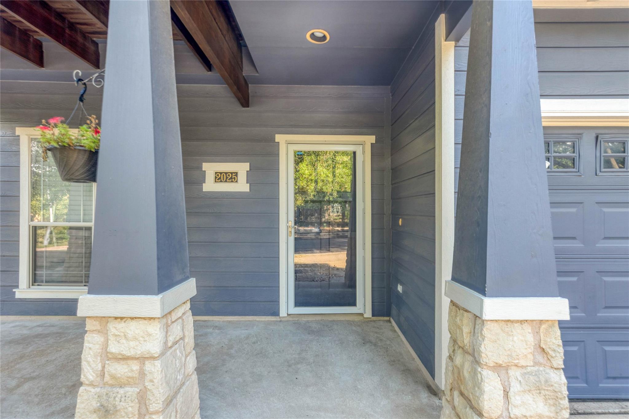 2025 Wayward Sun Dr, Austin, TX 78754