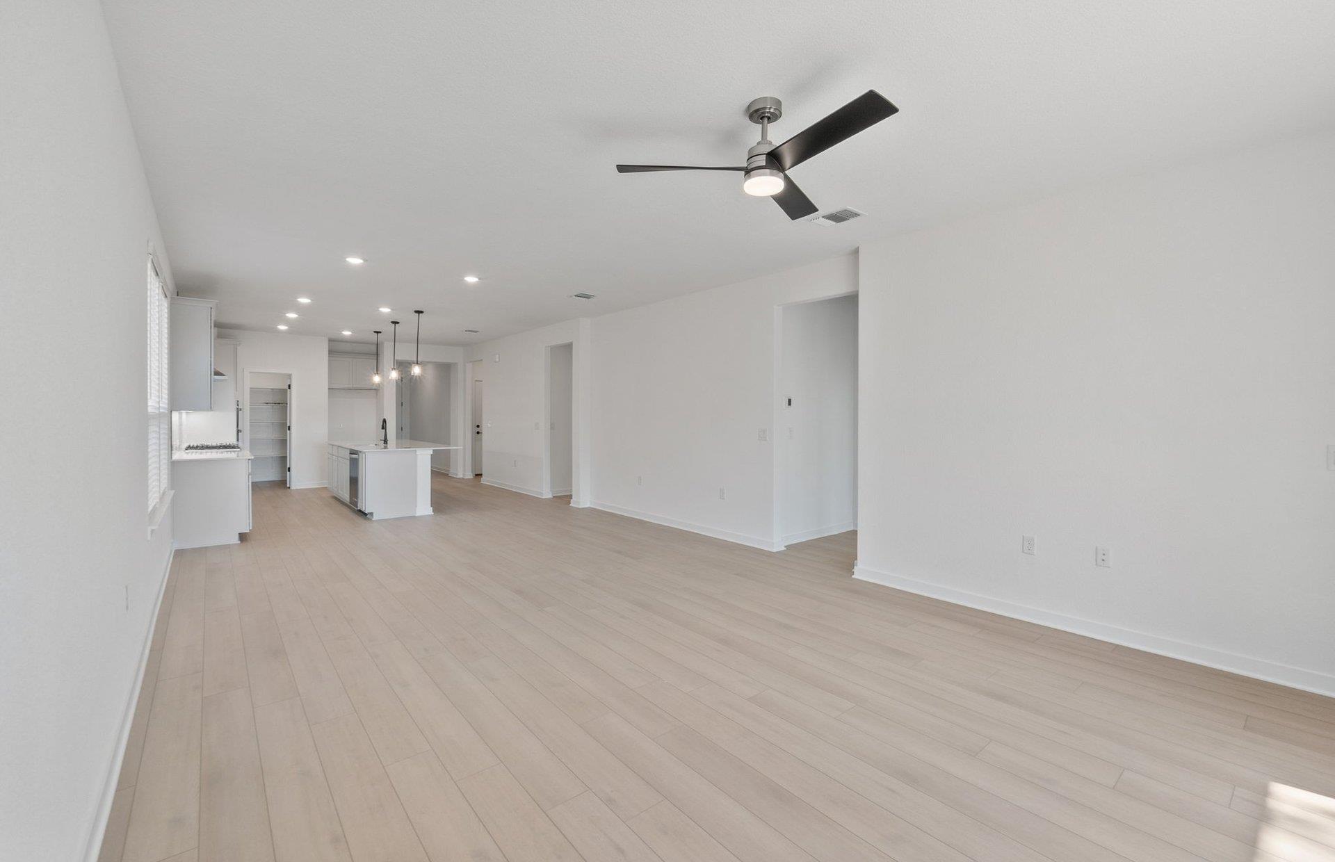 120 Adlai Ave, Georgetown, TX 78633