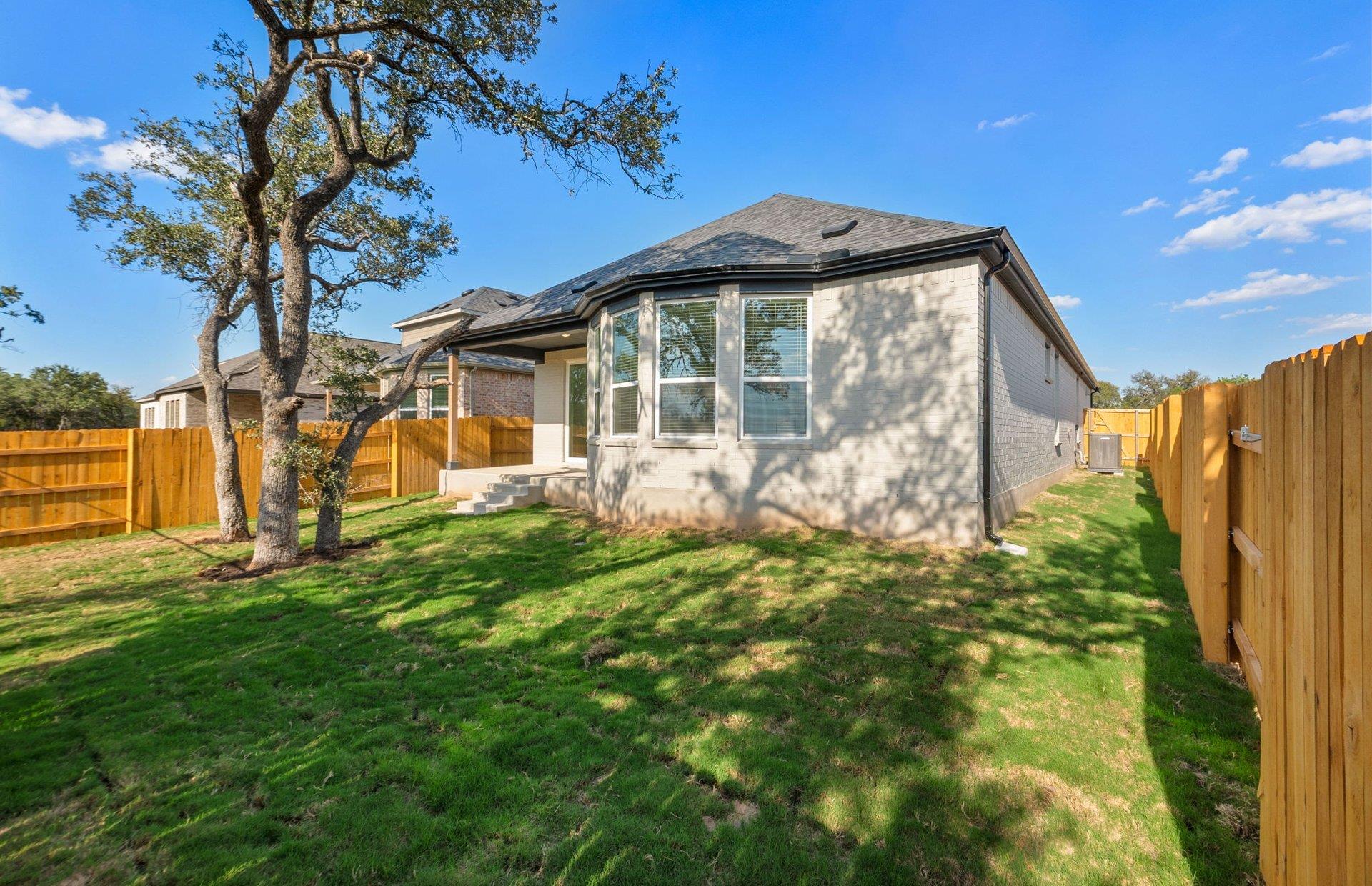 120 Adlai Ave, Georgetown, TX 78633