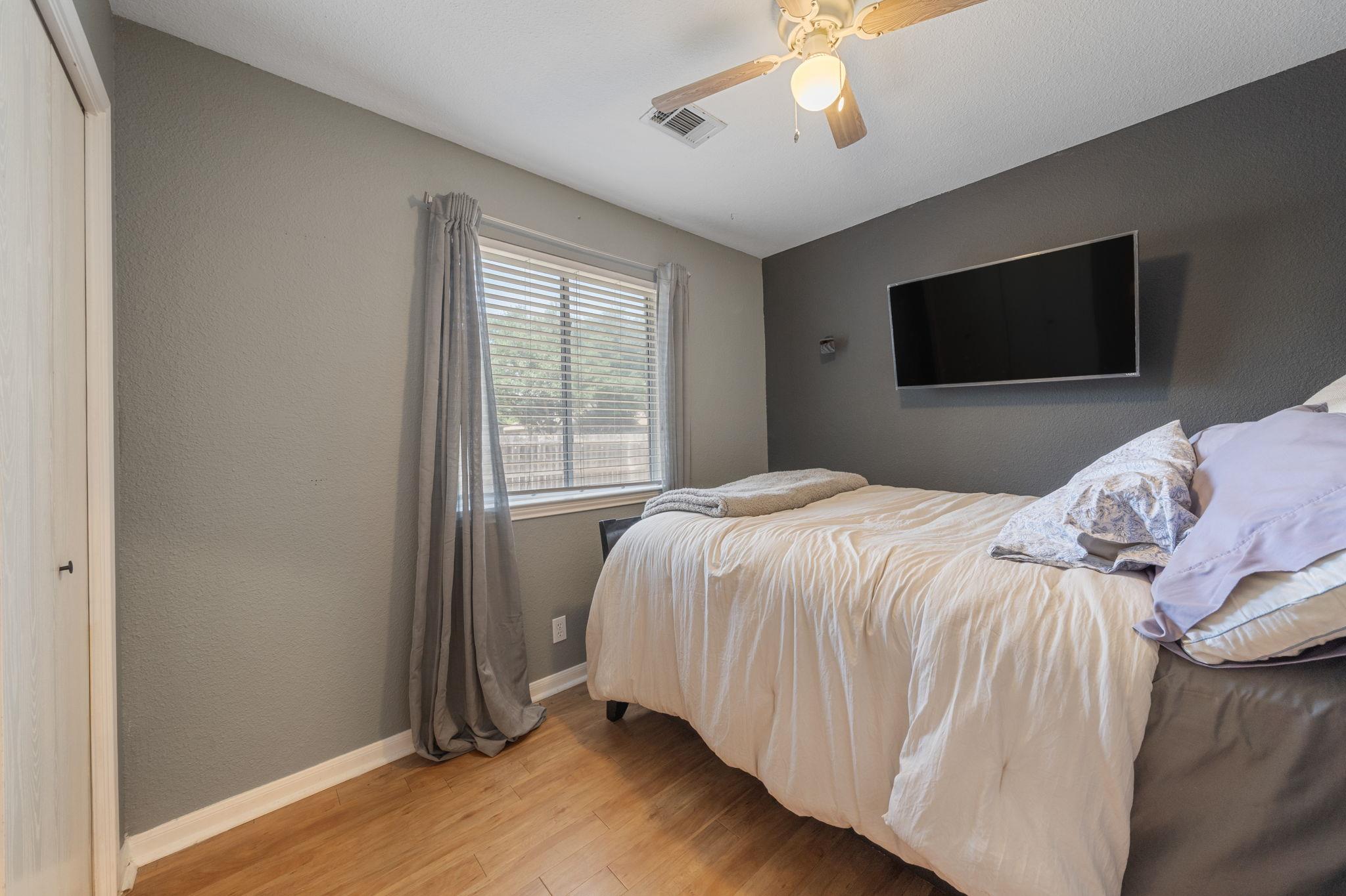 301 Zebra Dr, Kyle, TX 78640