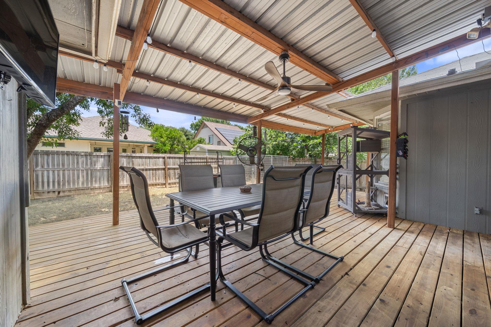 301 Zebra Dr, Kyle, TX 78640