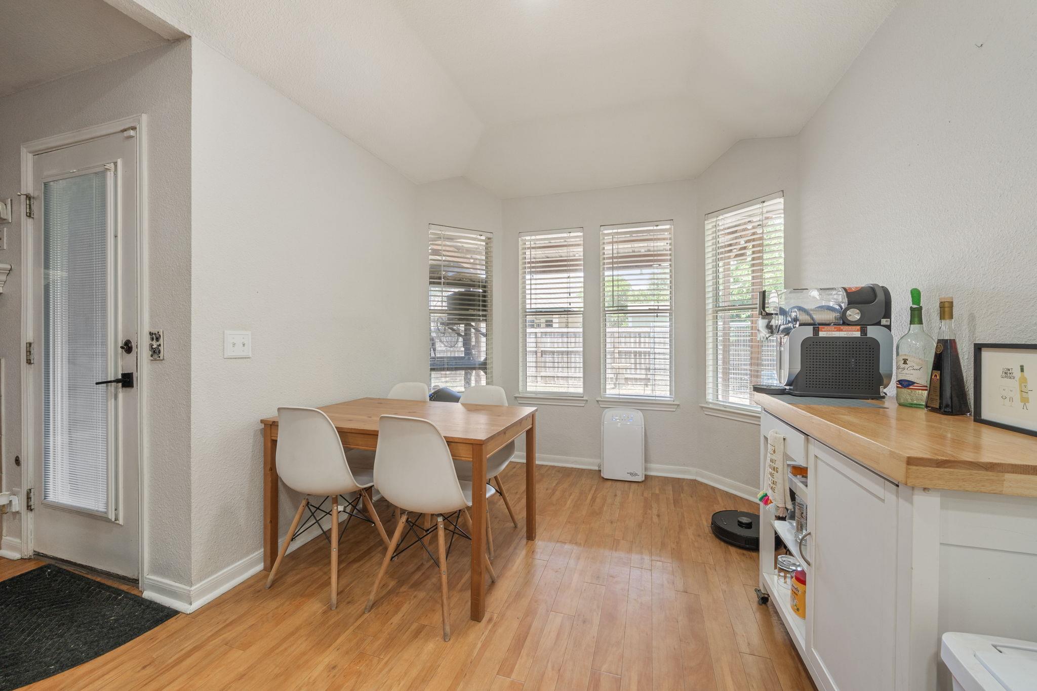 301 Zebra Dr, Kyle, TX 78640