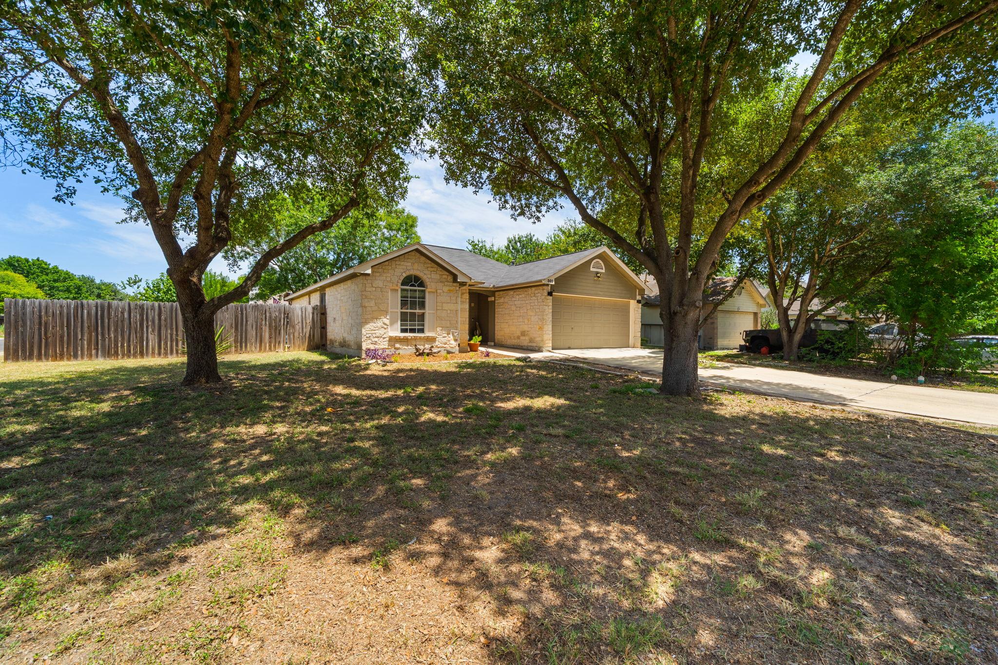 301 Zebra Dr, Kyle, TX 78640