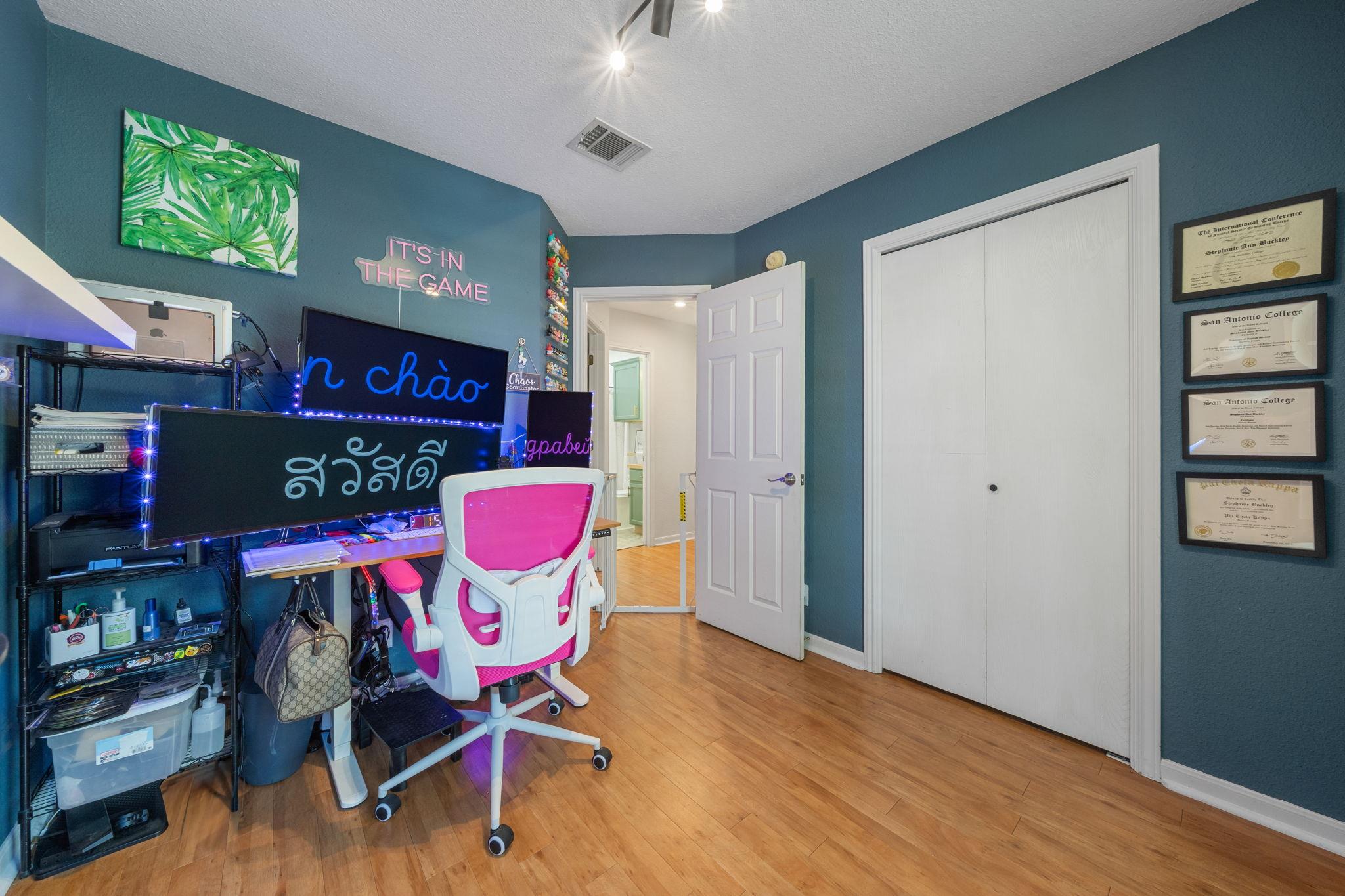 301 Zebra Dr, Kyle, TX 78640