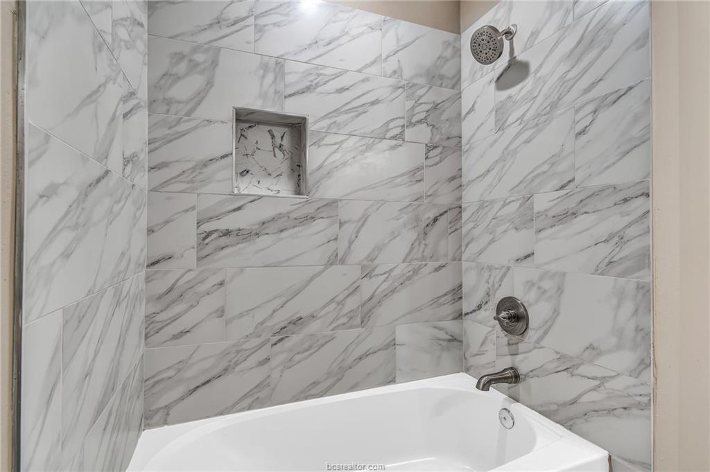 508 N Oneal St, Caldwell, TX 77836