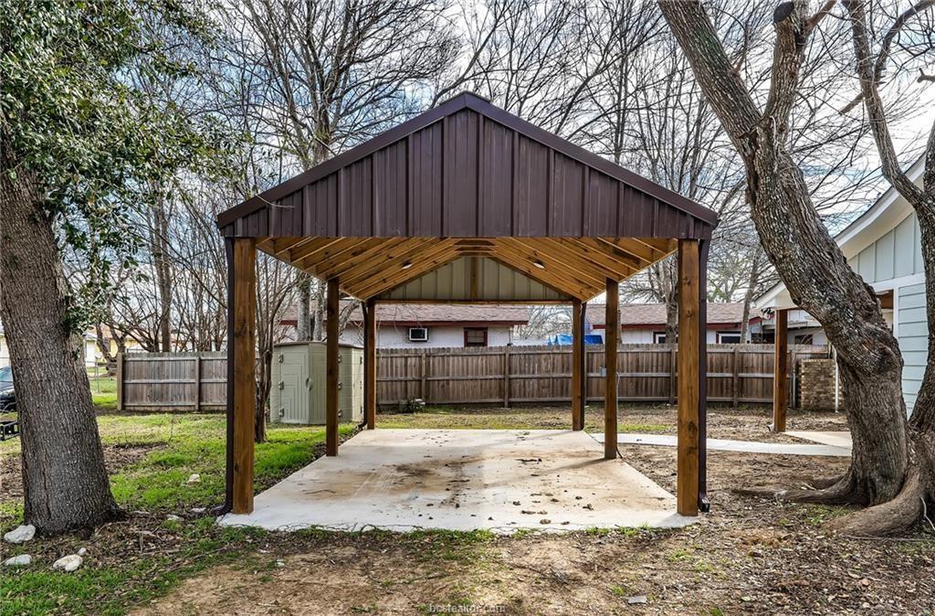 508 N Oneal St, Caldwell, TX 77836