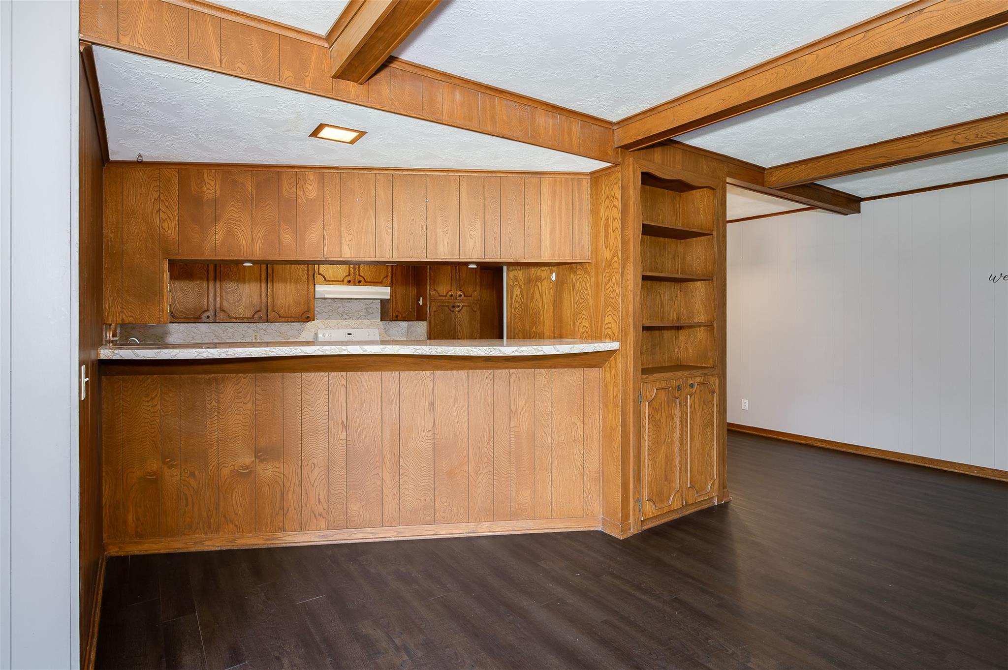 210 S Harvey Street, Caldwell, TX 77836
