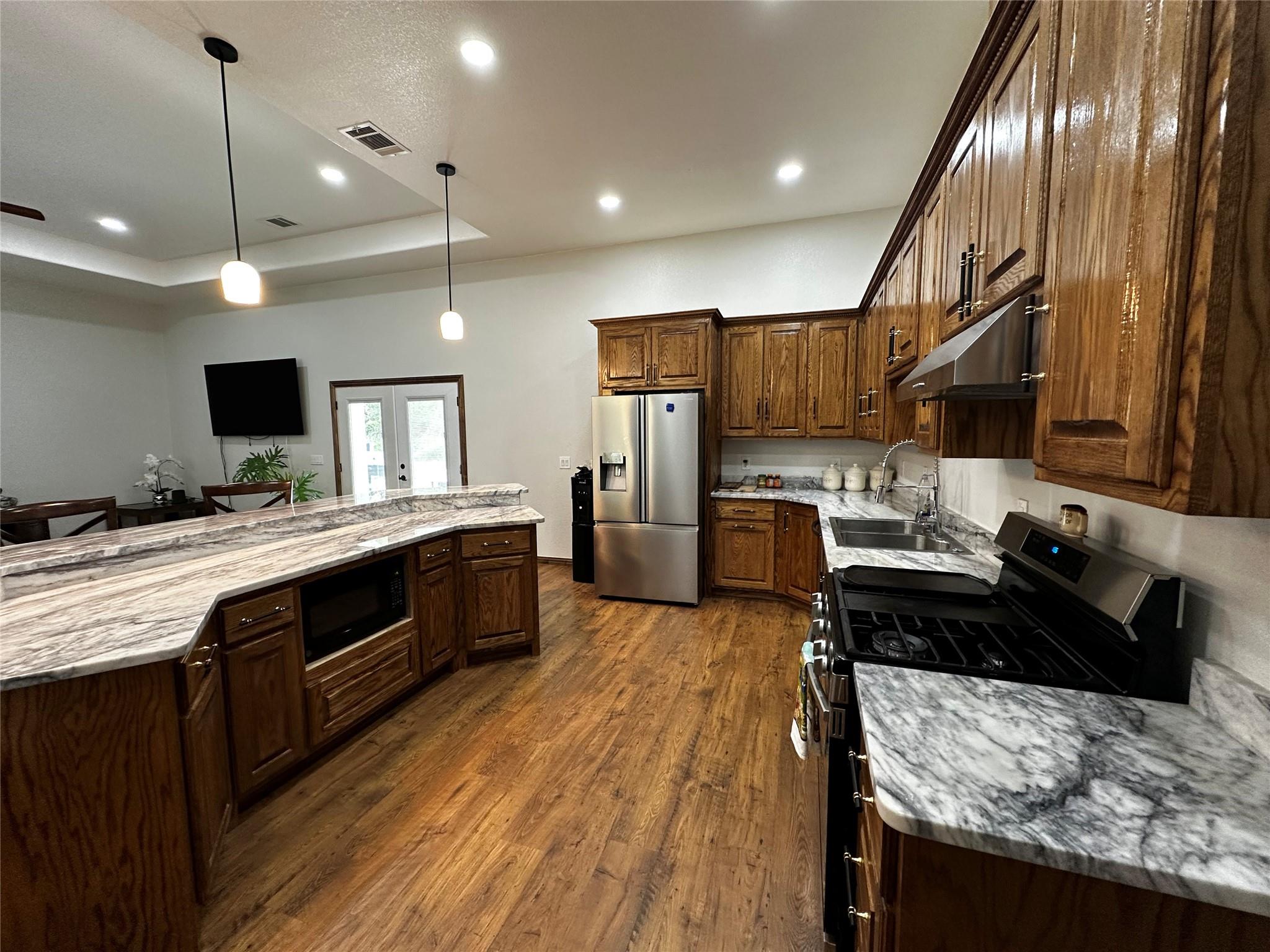 1899 Viewcrest Dr, Granite Shoals, TX 78654