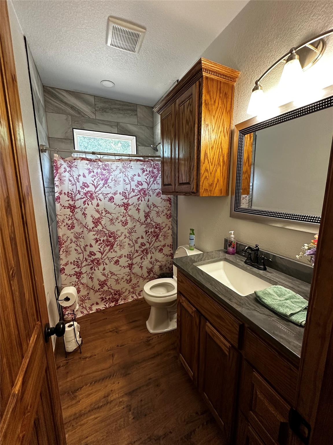 1899 Viewcrest Dr, Granite Shoals, TX 78654
