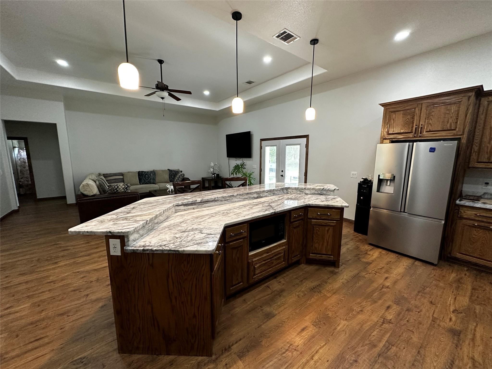 1899 Viewcrest Dr, Granite Shoals, TX 78654