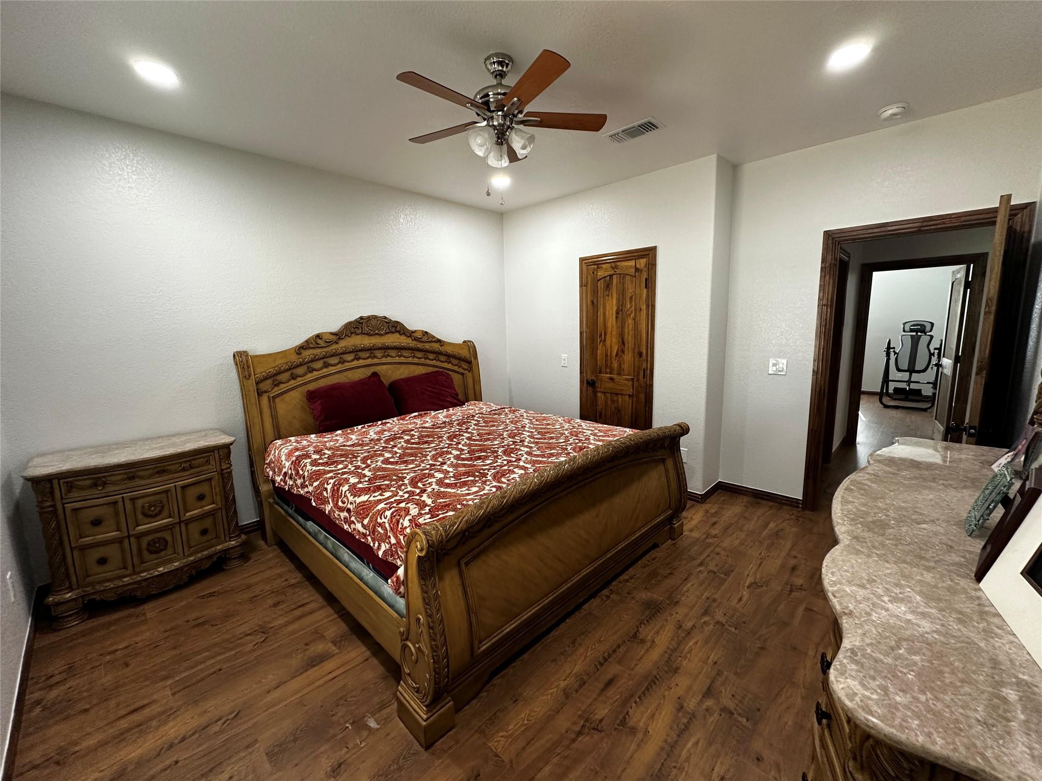 1899 Viewcrest Dr, Granite Shoals, TX 78654