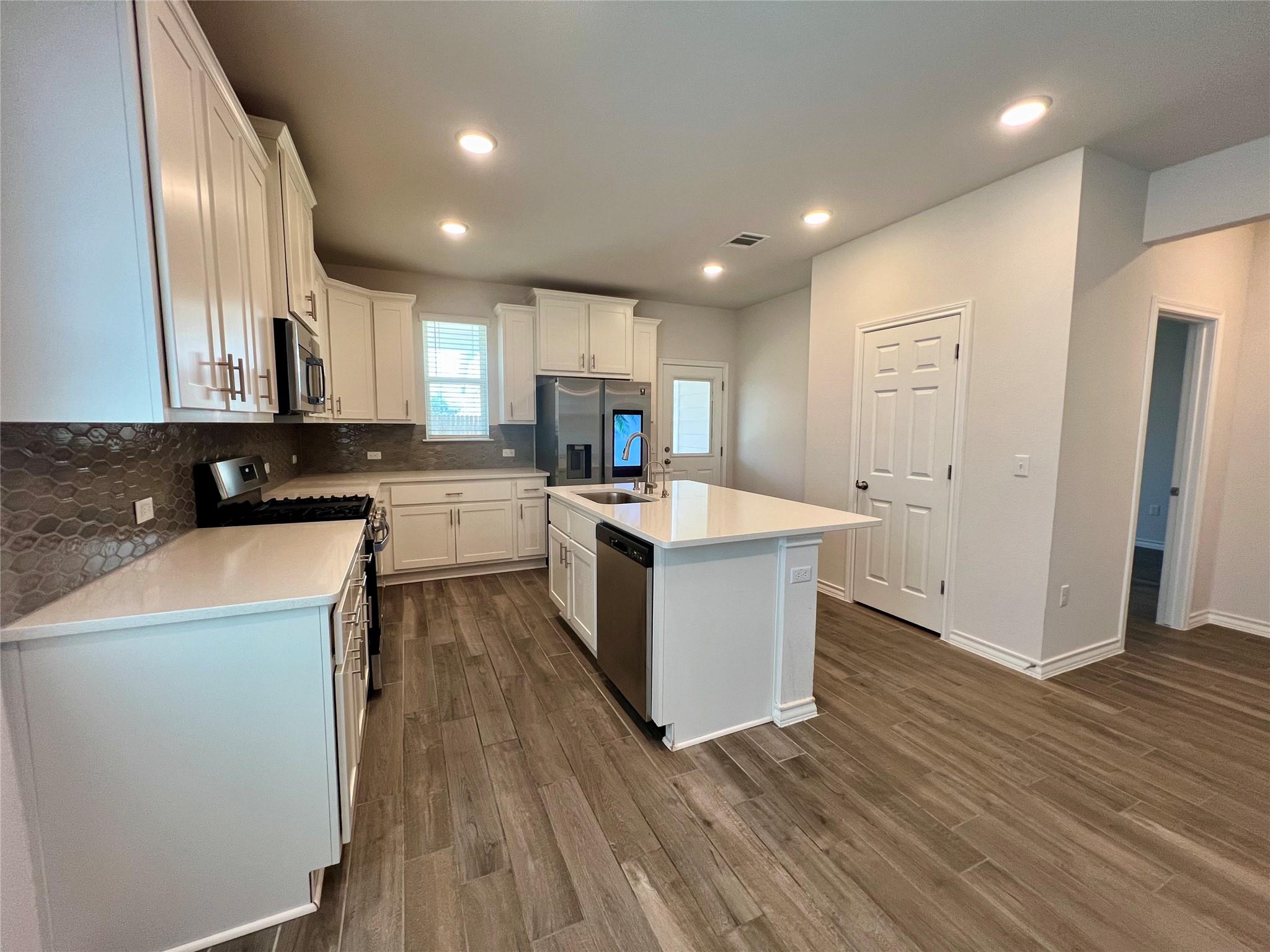 2907 Salvidar Bnd # 125, Austin, TX 78728