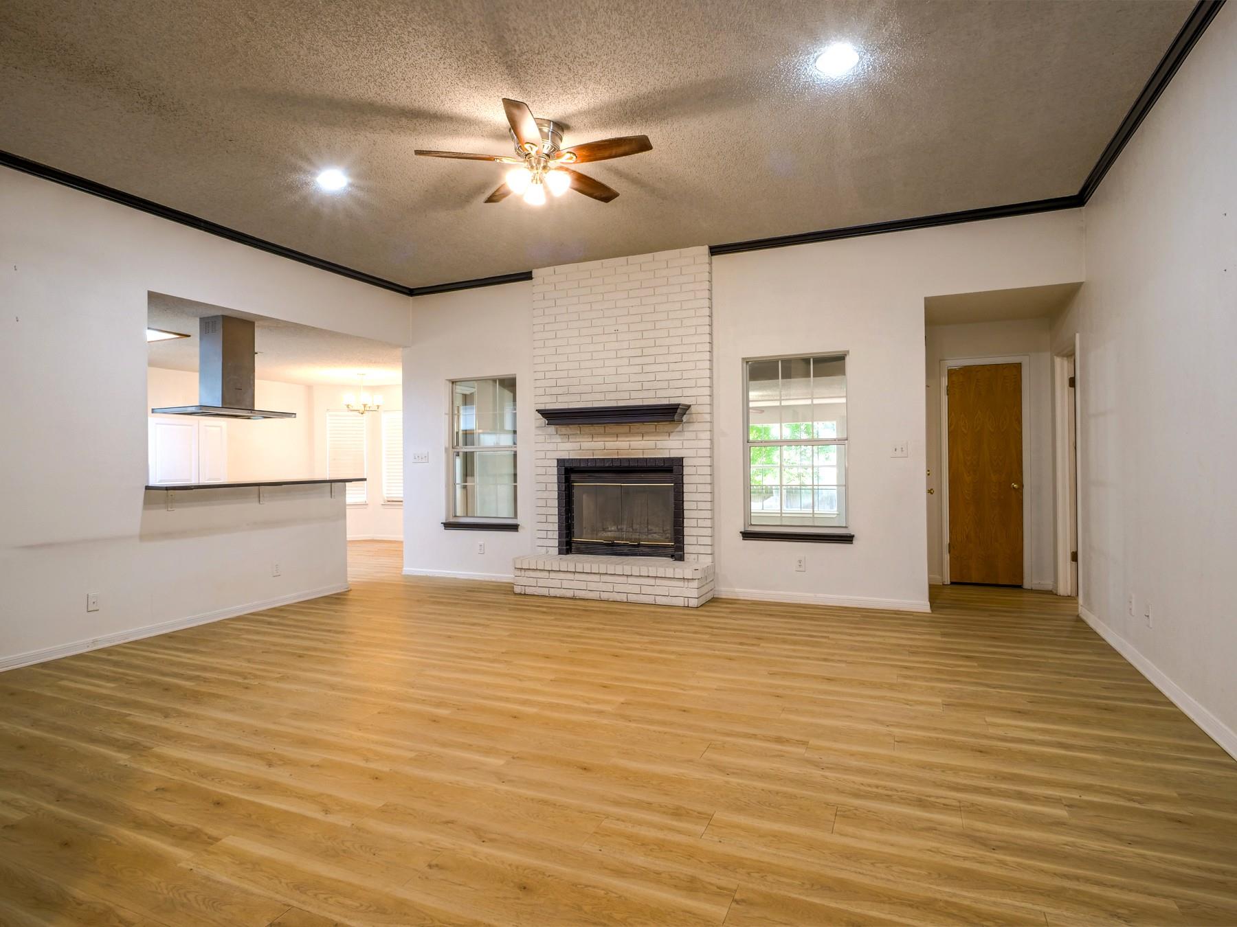 183 Cypress Pt, Meadowlakes, TX 78654