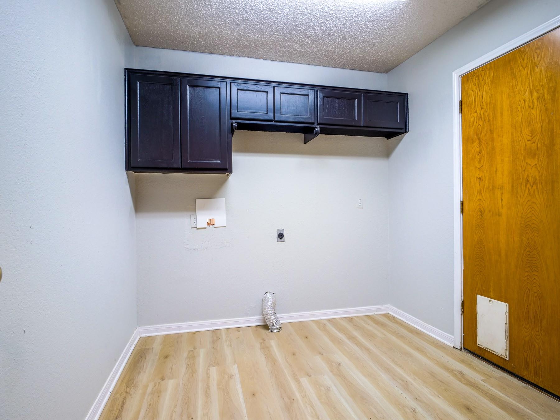 183 Cypress Pt, Meadowlakes, TX 78654