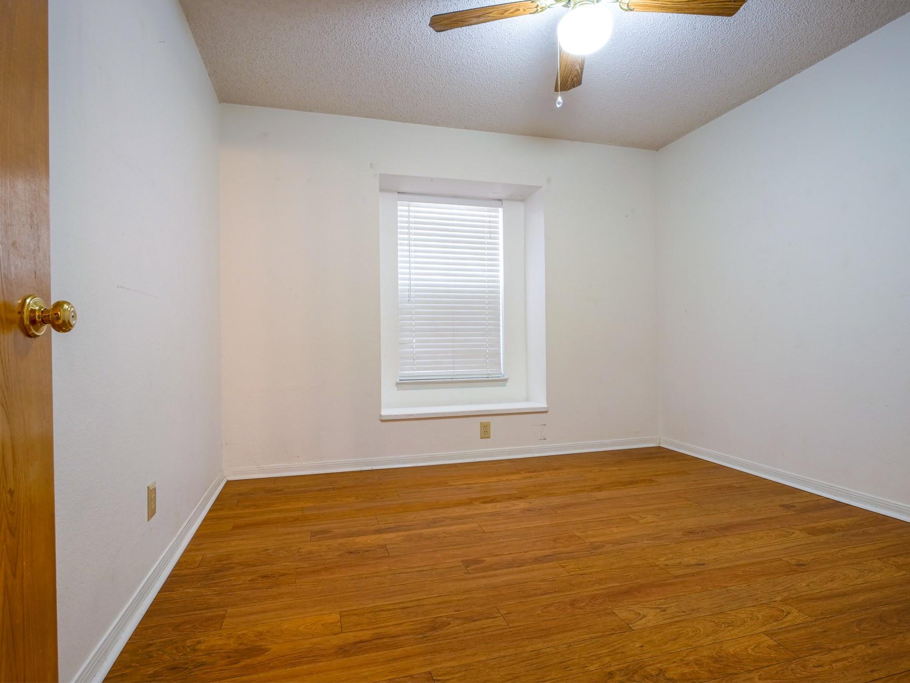 183 Cypress Pt, Meadowlakes, TX 78654