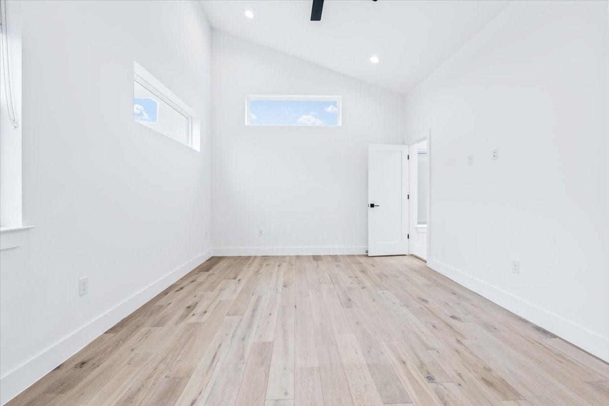 6300 Santos St # 3, Austin, TX 78741