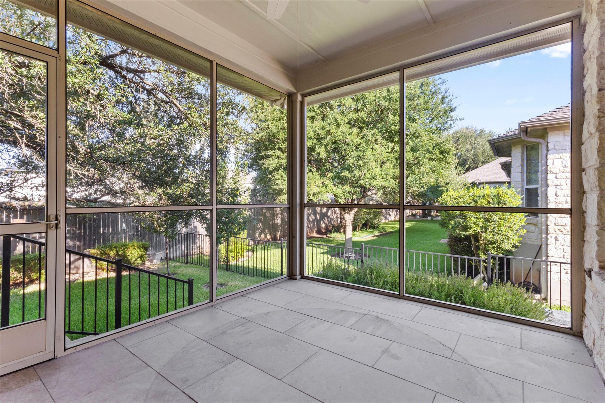 304 Brazos Dr, Georgetown, TX 78628