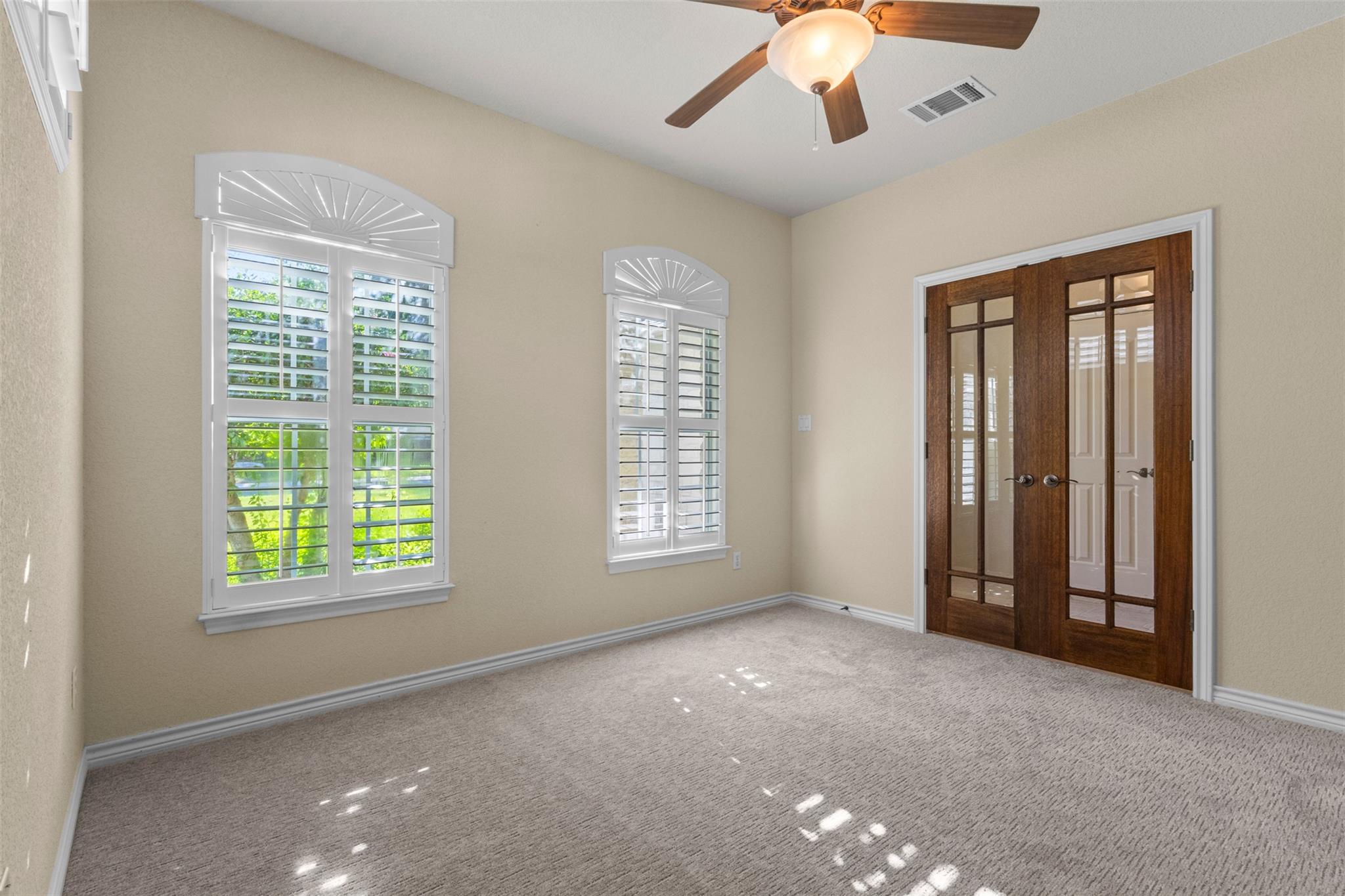 304 Brazos Dr, Georgetown, TX 78628