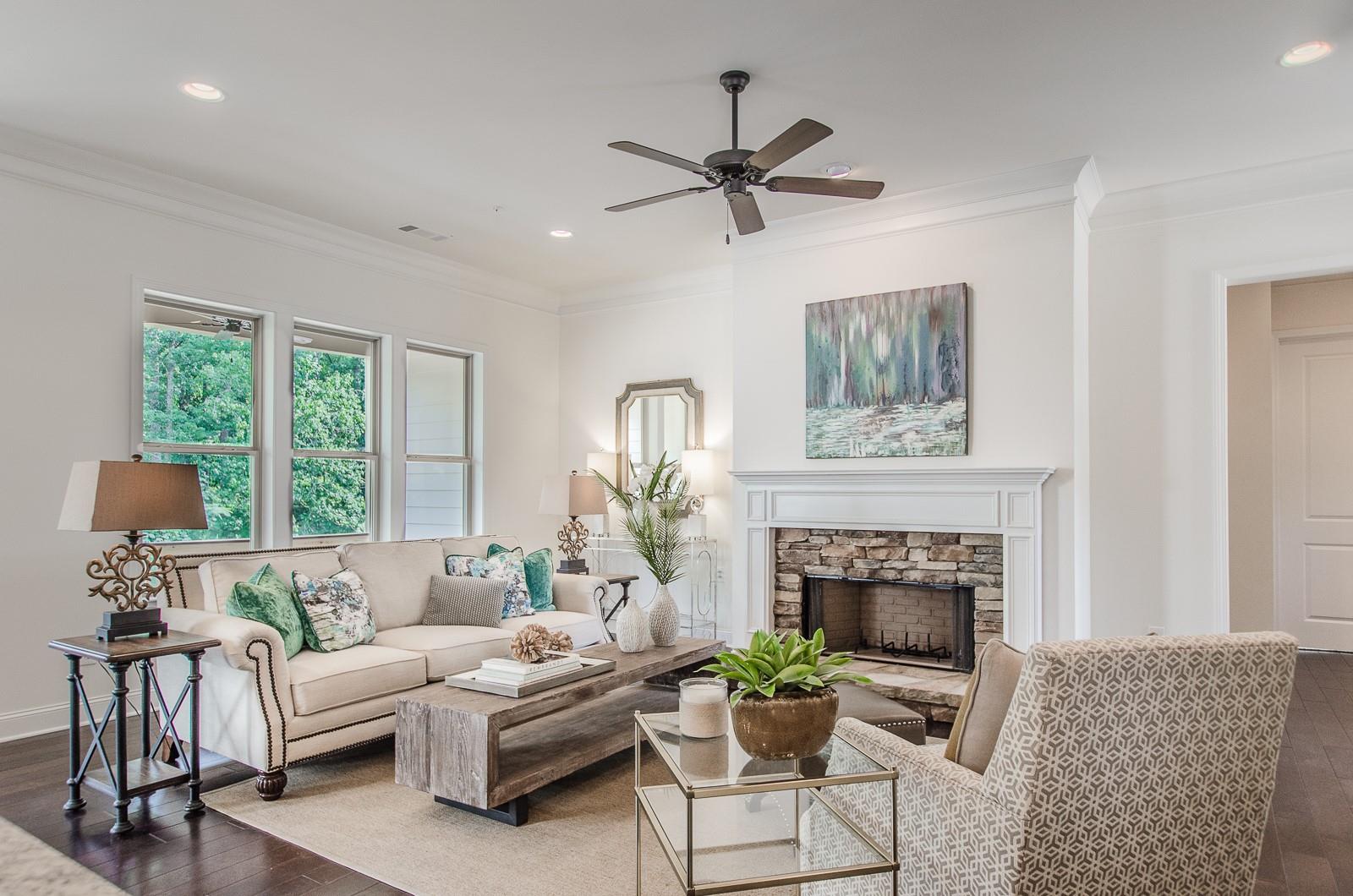 1712 Demi John Bend Rd, Canyon Lake, TX 78133