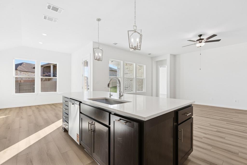 141 Big Pine Creek Ln, Bastrop, TX 78602