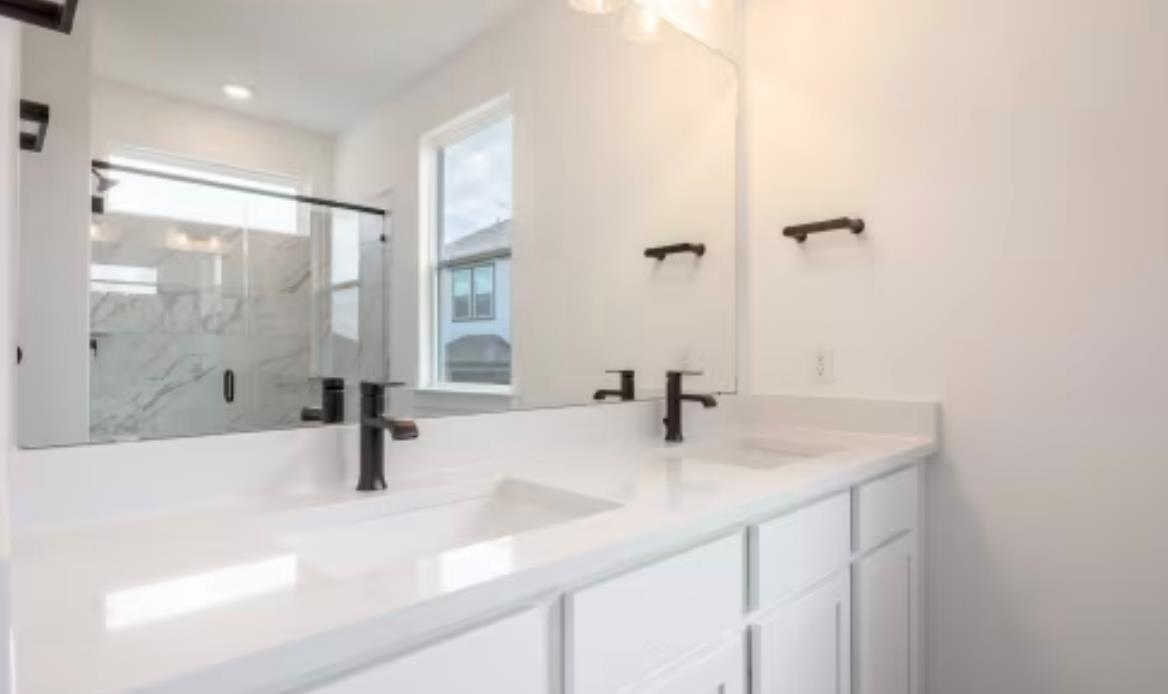 113 Sycamore Pines, Kyle, TX 78640