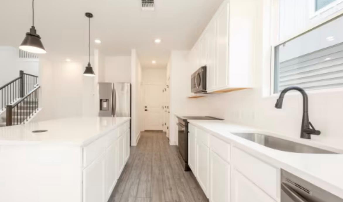 113 Sycamore Pines, Kyle, TX 78640