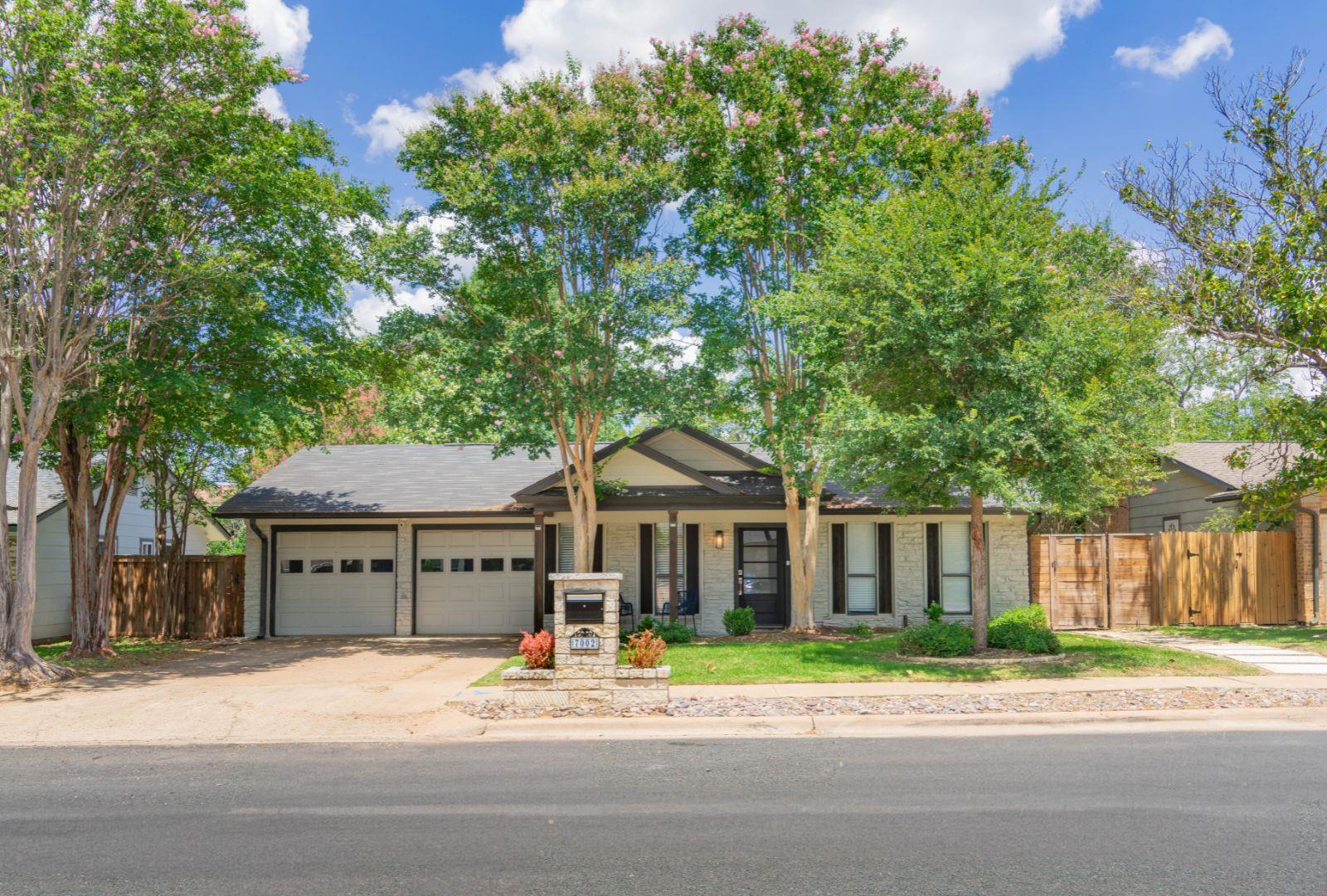 7002 Whispering Oaks Dr, Austin, TX 78745