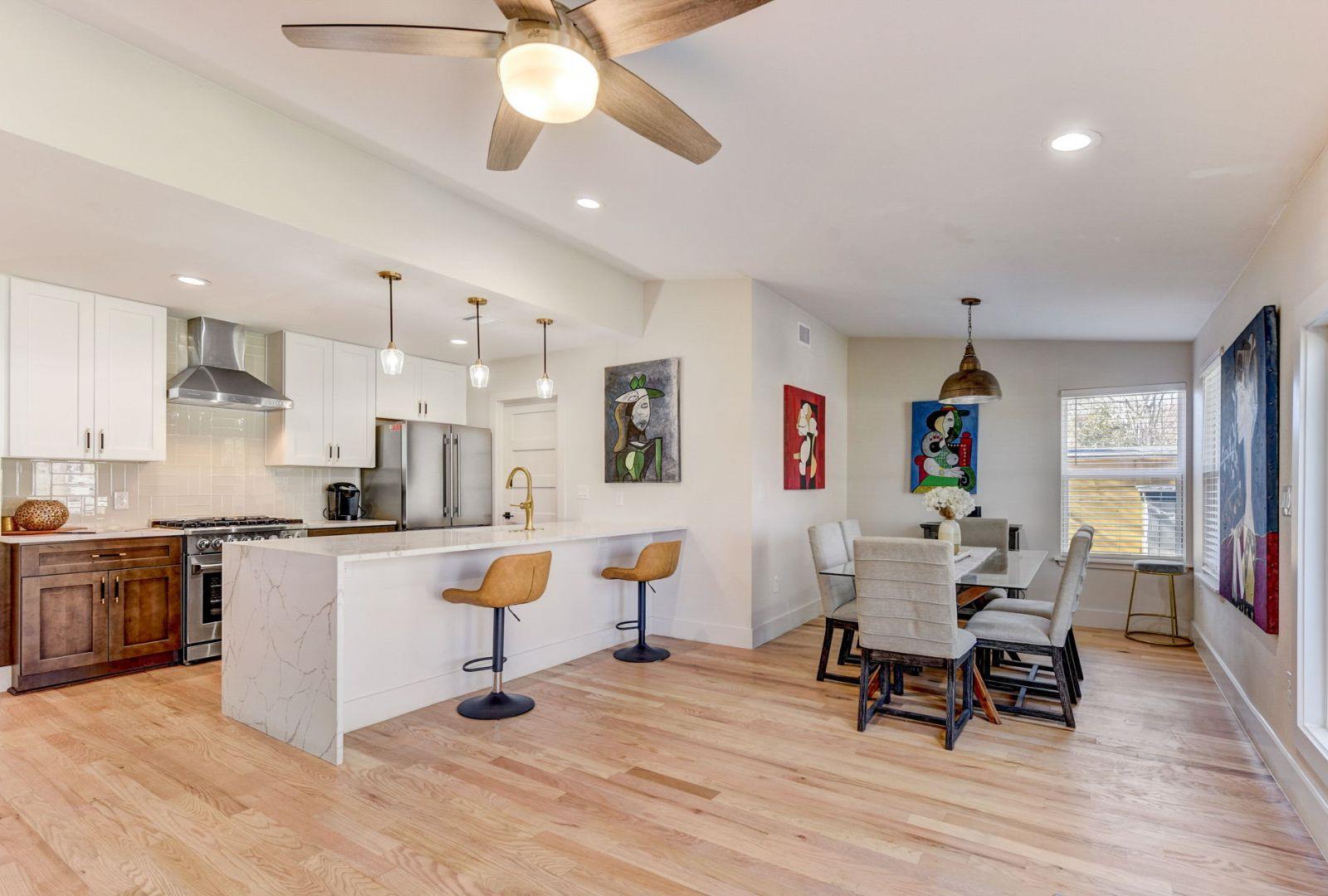 7002 Whispering Oaks Dr, Austin, TX 78745