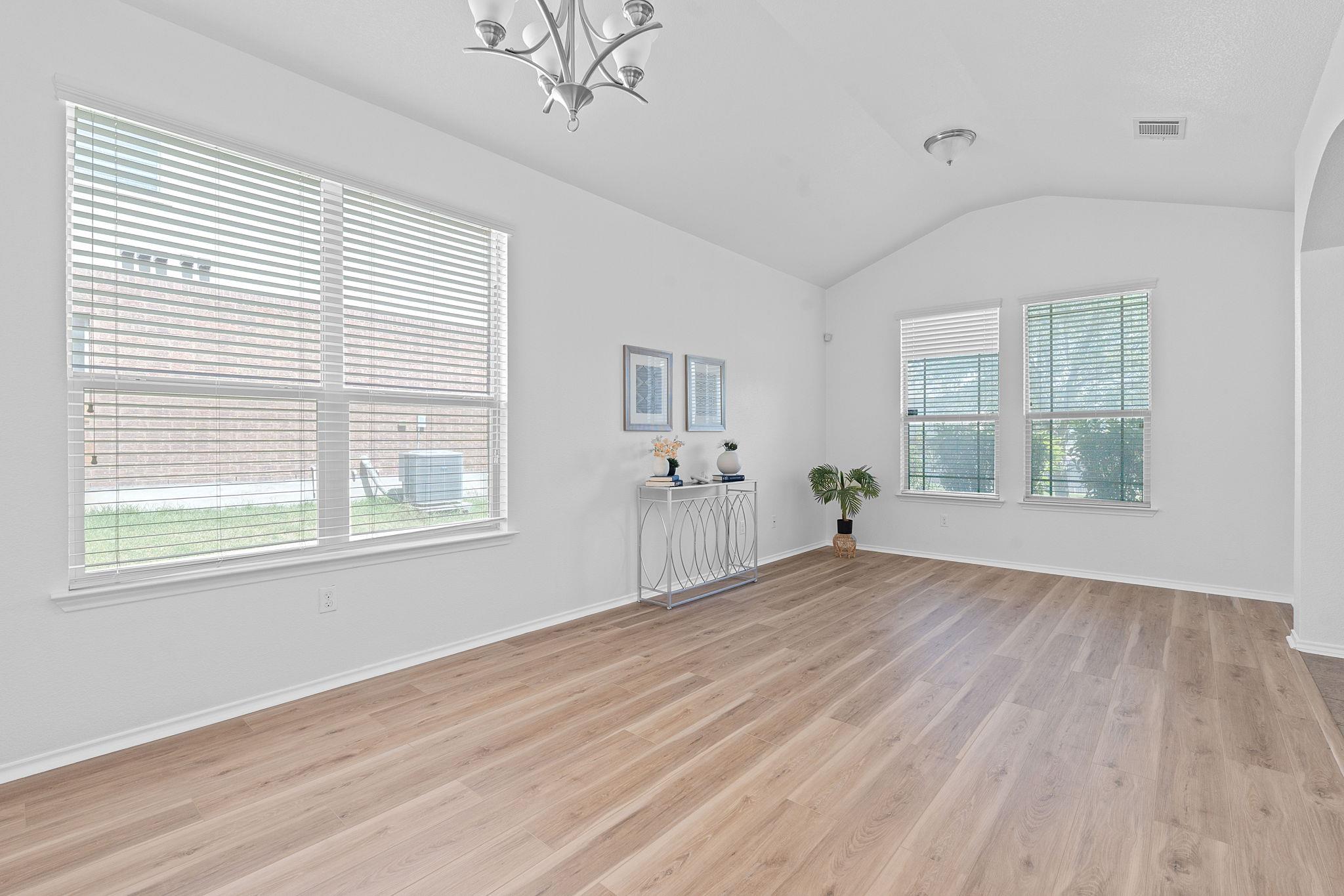 5405 Sulfur Spring Dr, Killeen, TX 76542