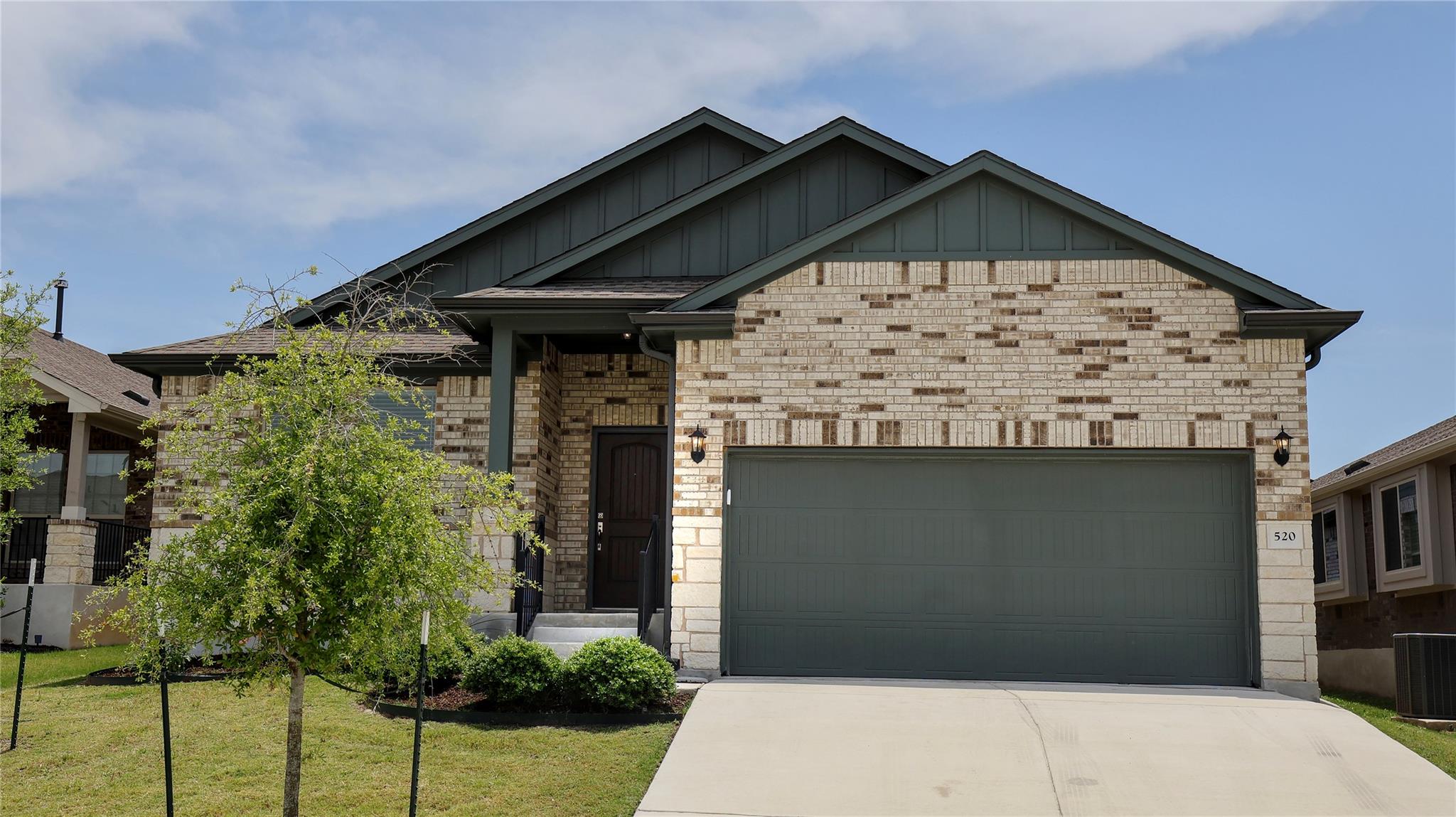 520 Elm Green St, Hutto, TX 78634