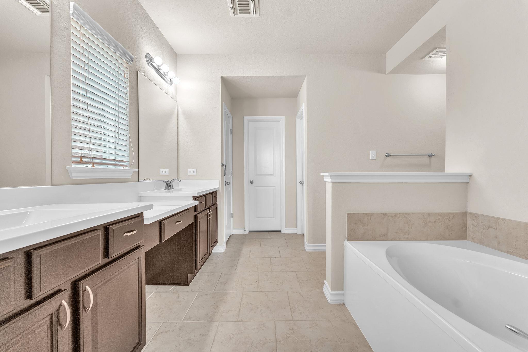 2746 Sueno Pt, San Antonio, TX 78245