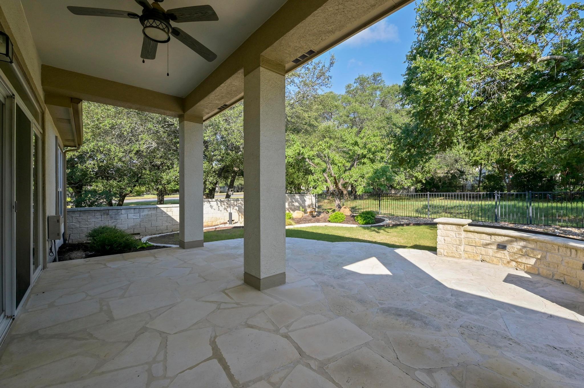 216 Armstrong Dr, Georgetown, TX 78633