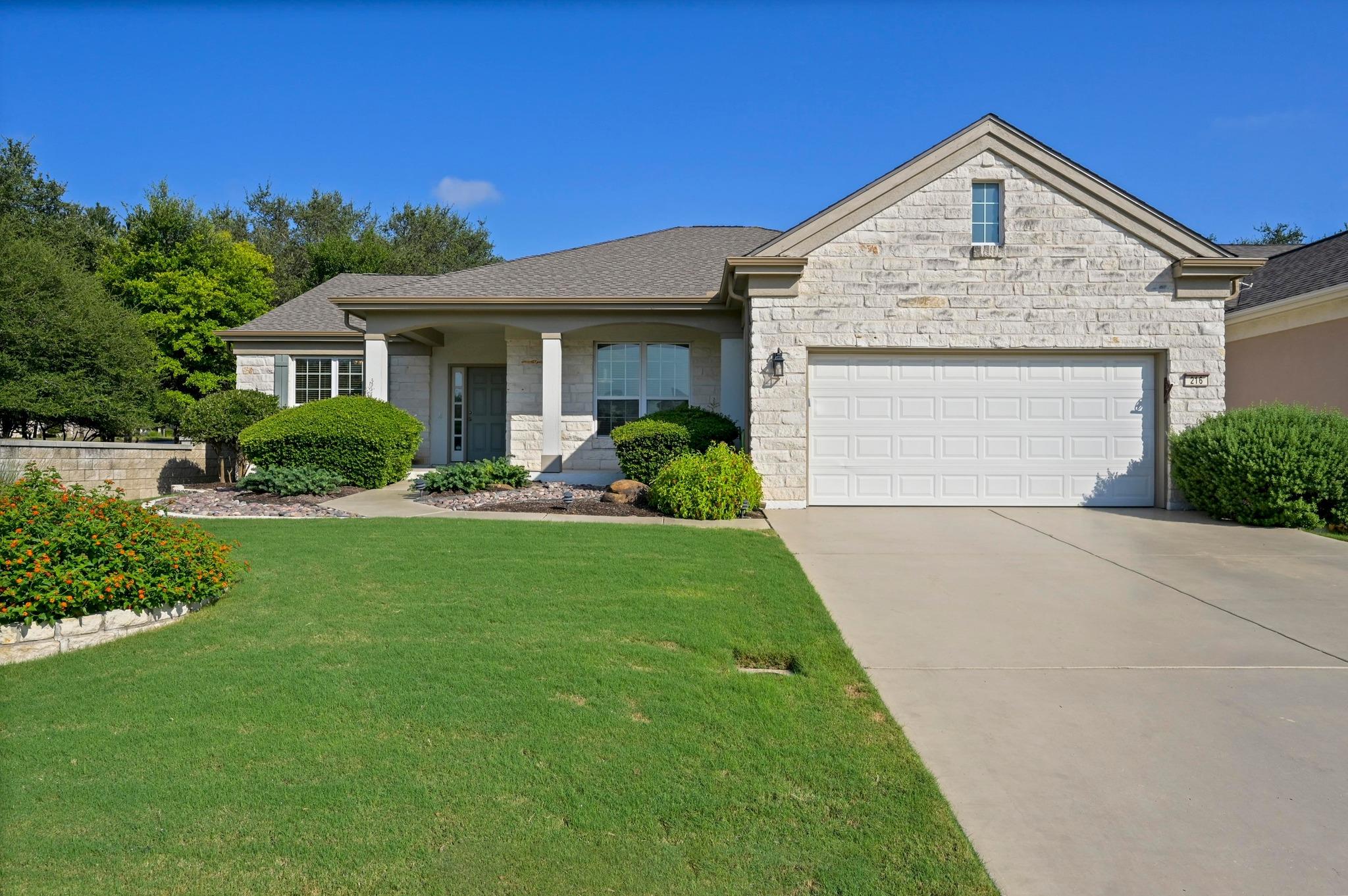 216 Armstrong Dr, Georgetown, TX 78633