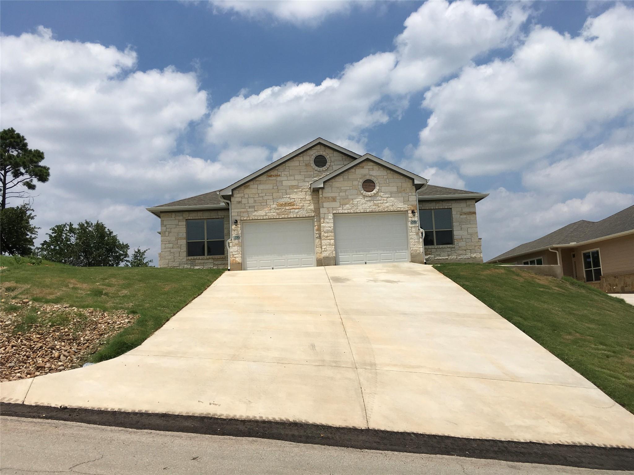 200 Mauna Kea Ln # A, Bastrop, TX 78602