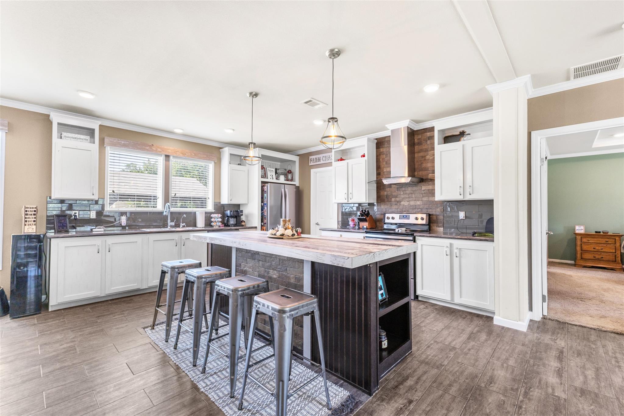 115 Cedar Ln, Somerville, TX 77879