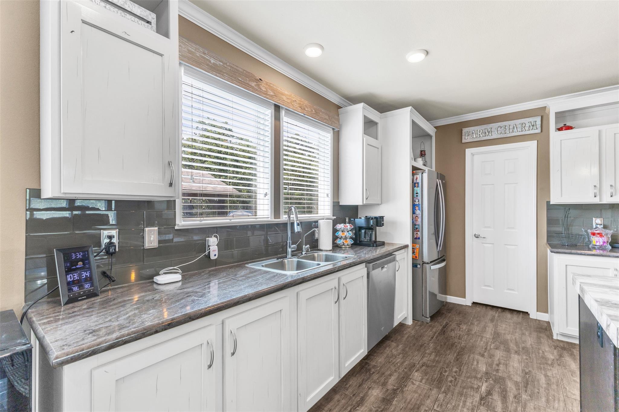 115 Cedar Ln, Somerville, TX 77879