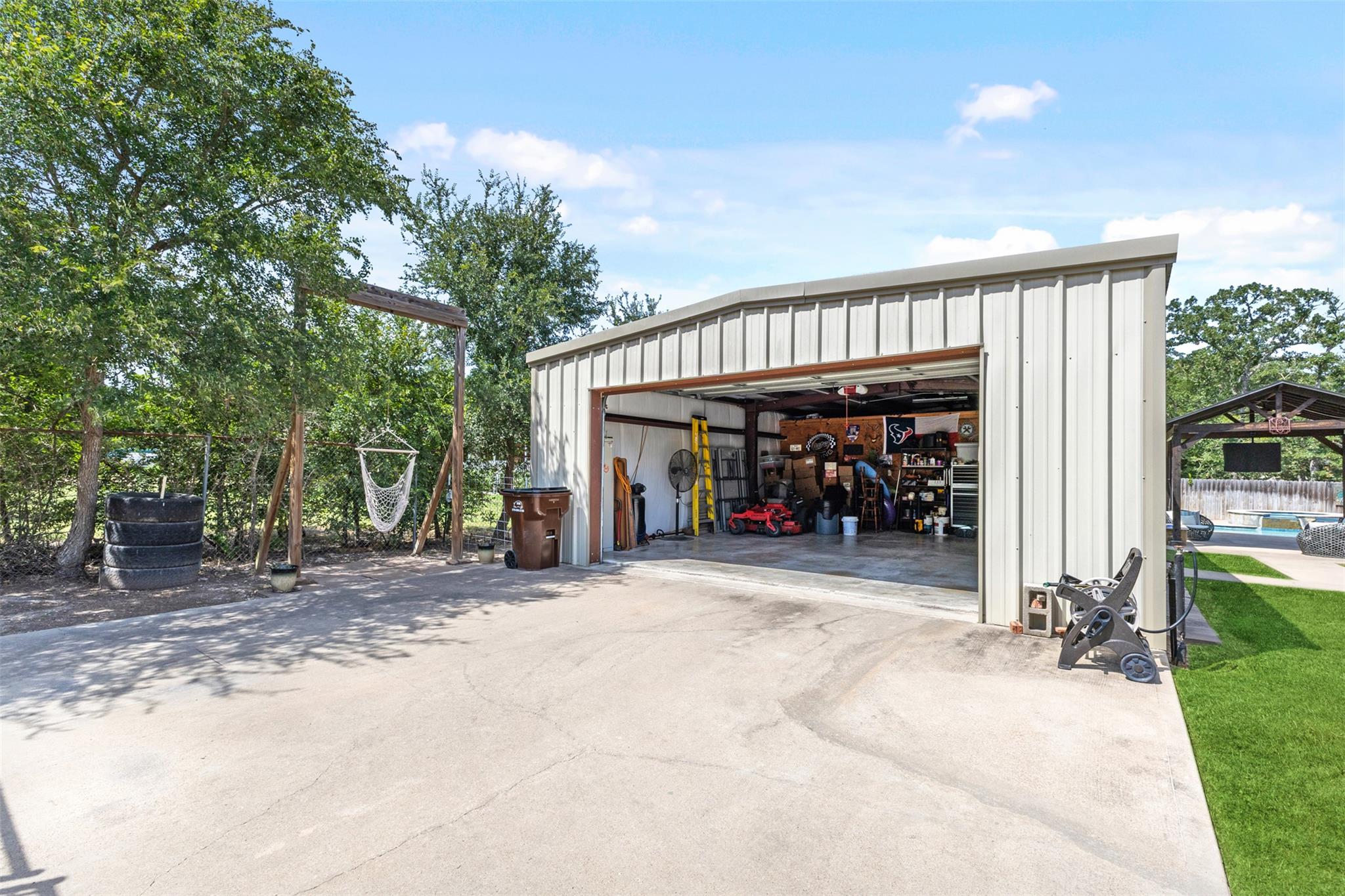 115 Cedar Ln, Somerville, TX 77879